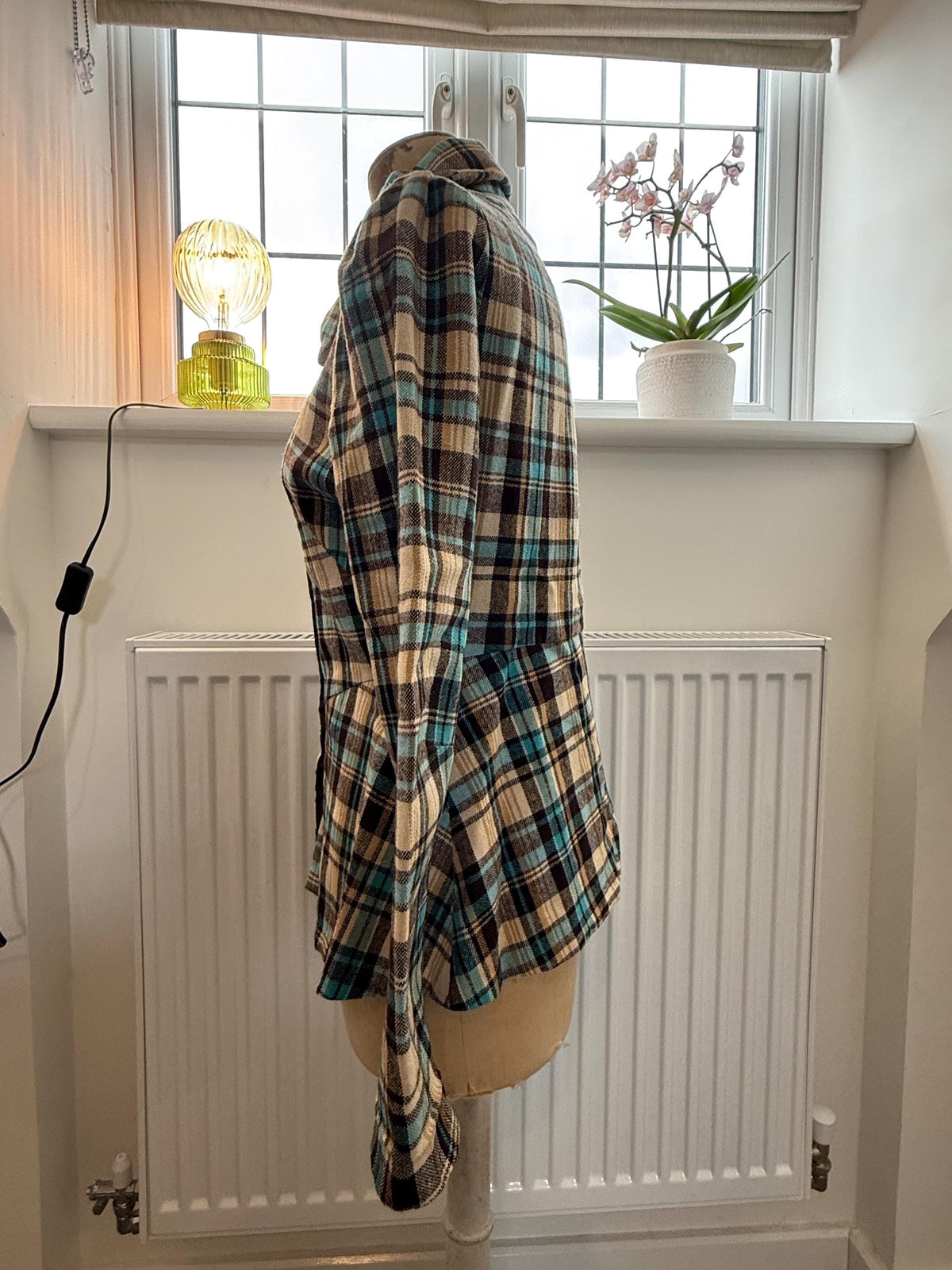 Vintage 1940s Handmade Check Top – Plaid Button Front Blouse, Lightweight Long Sleeve UK 10–12, Retro Wartime Style