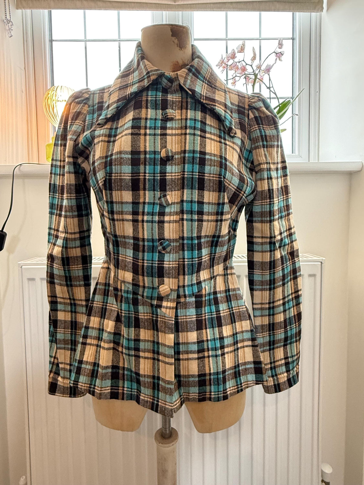 Vintage 1940s Handmade Check Top – Plaid Button Front Blouse, Lightweight Long Sleeve UK 10–12, Retro Wartime Style