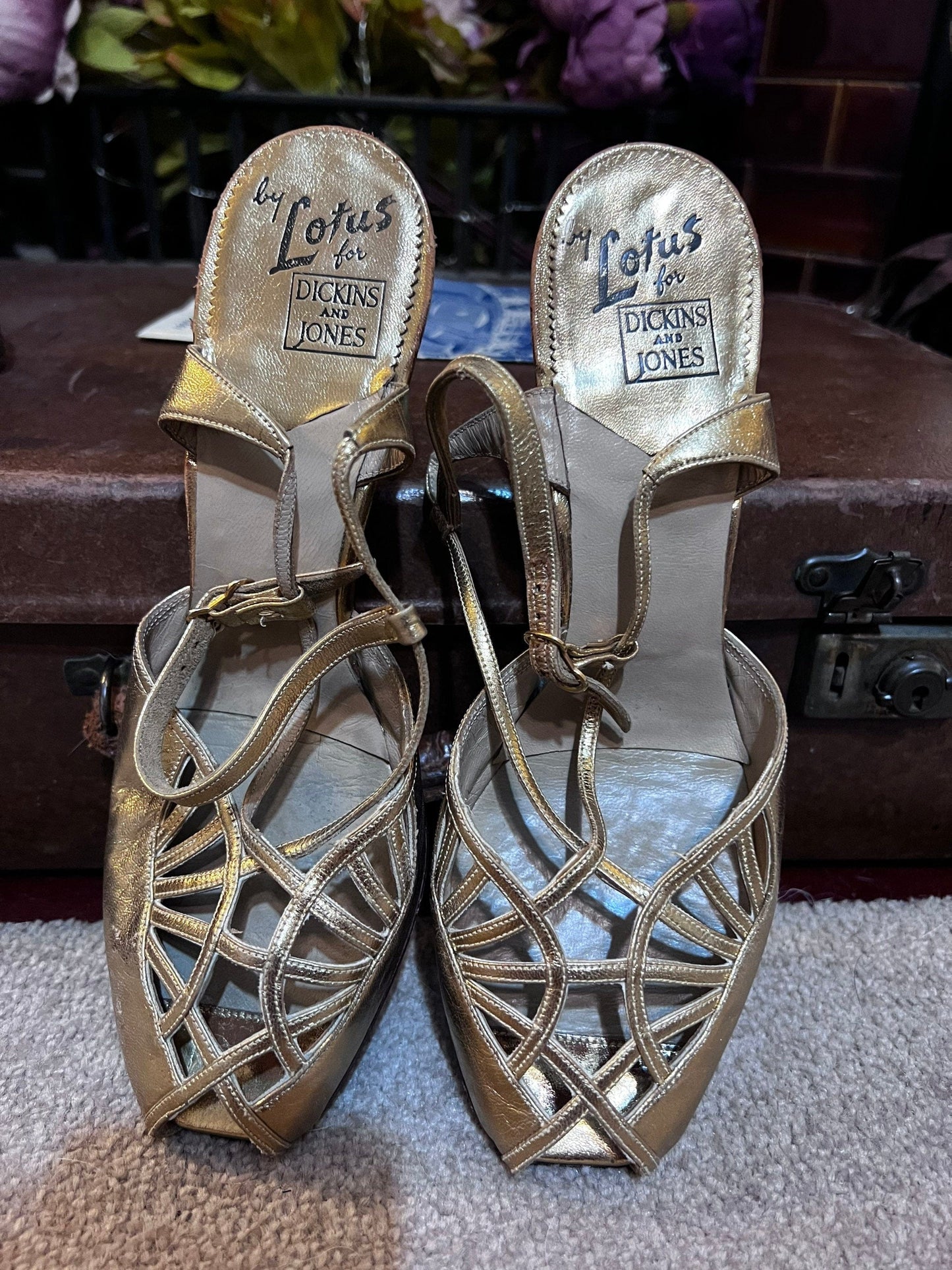 1940s Vintage Shoes Gold Evening Sandals Dance Shoes UK 5/5.5 - Vintage Sandals - Vintage Shoes by Lotus is for Dickins and Jones