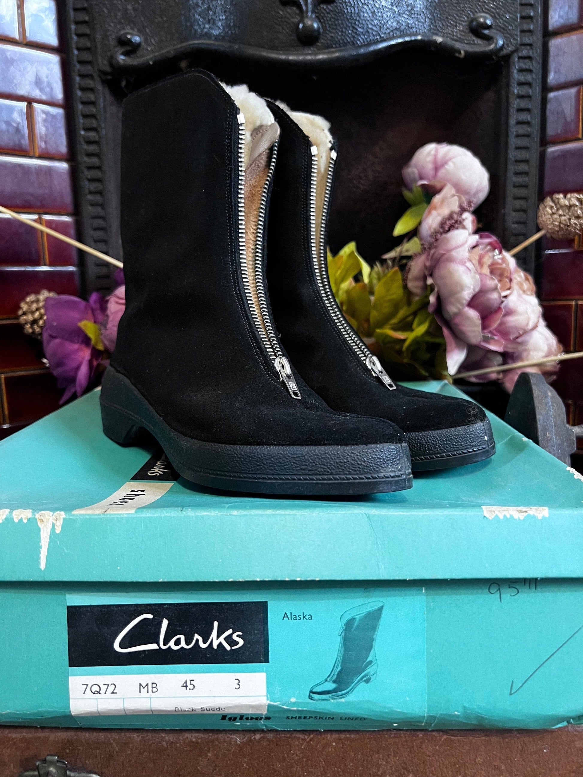 1950s Clarks Igloo Black Ankle Boots - Suede Leather / Beige Fur - UK3