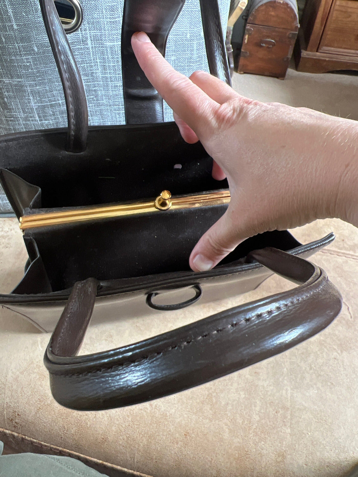 vintage brown handbag brown ladies bag 1960s vintage bag, gold coloured clasp, small leather look, vinyl handbag 60s brown bag, handbag