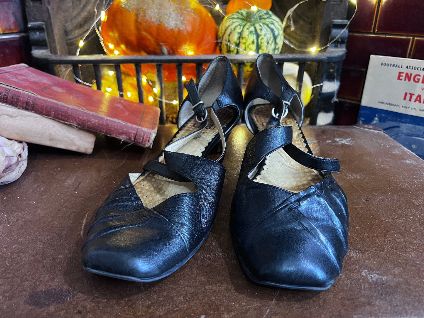 1970s Vintage Black Leather Shoes UK6.5 Vintage Mary Jane - Vintage Black Leather Shoes, 1970s synthetic sole low heel black Vintage shoes