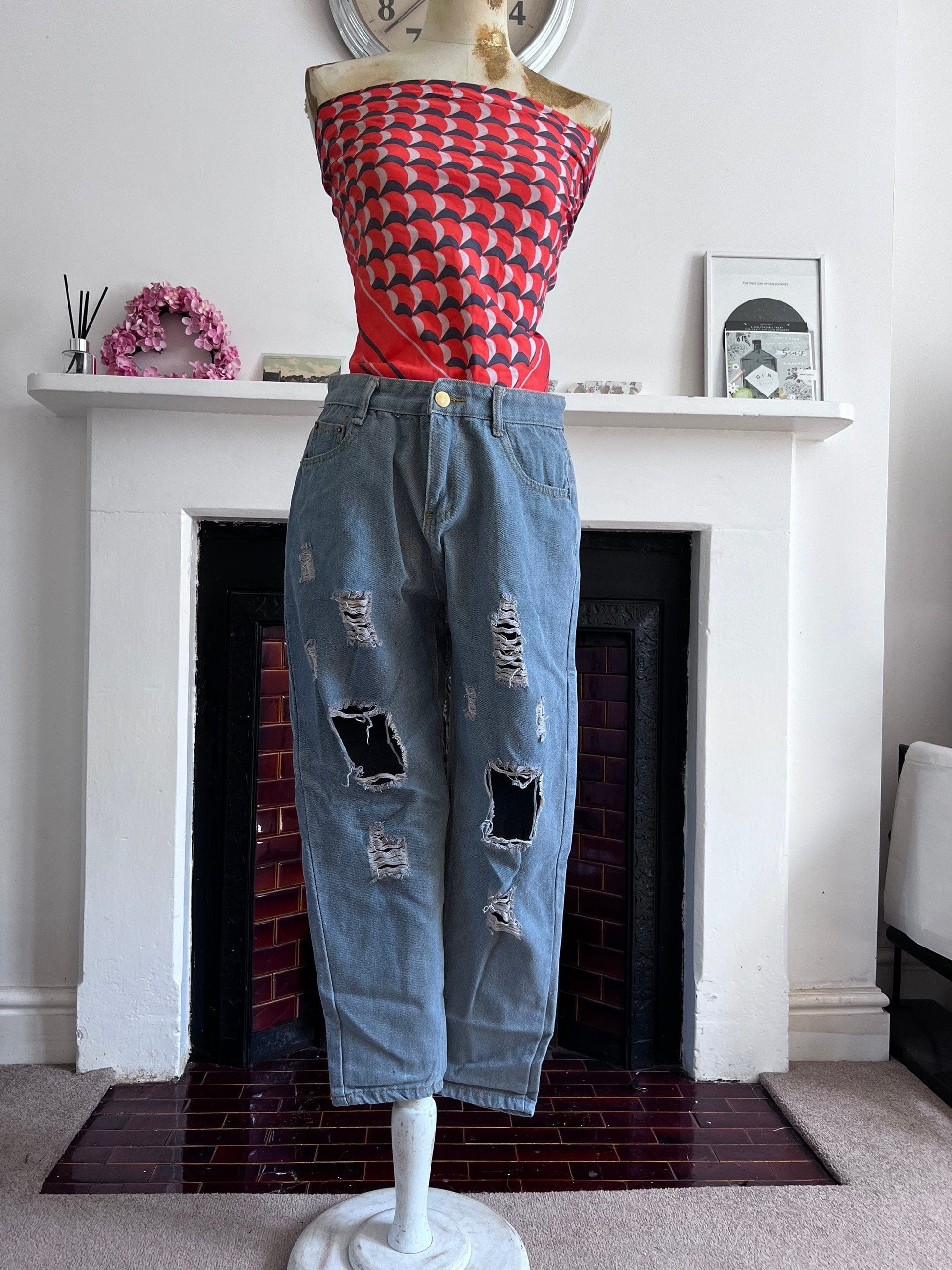 1990s Vintage mid rise blue wide leg tapered stonewash ripped jeans, UK 8/10 waist 29” leg 31”