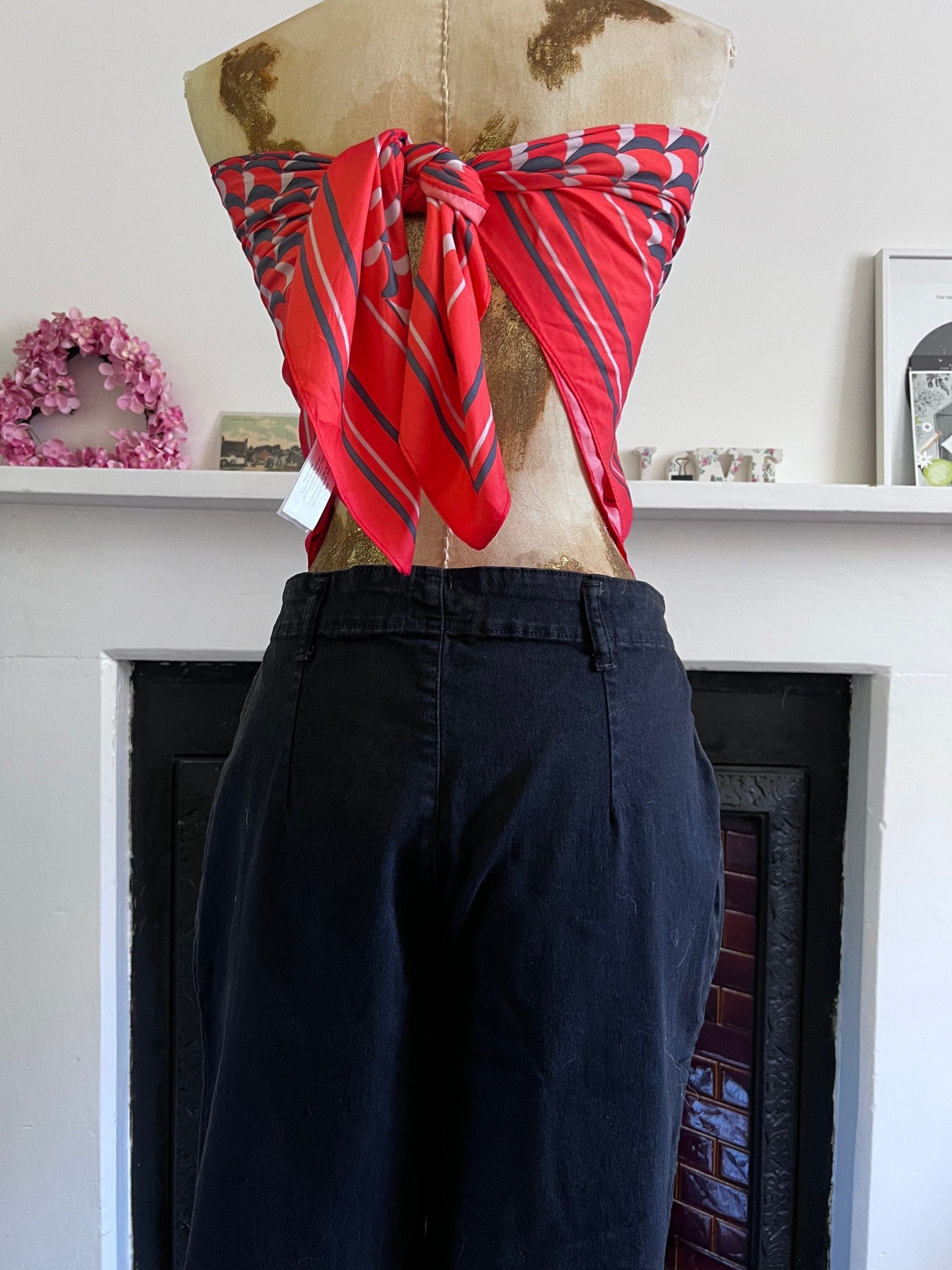 1990s Vintage mid rise black baggy wide leg zip fly jeans, UK12 waist 30”