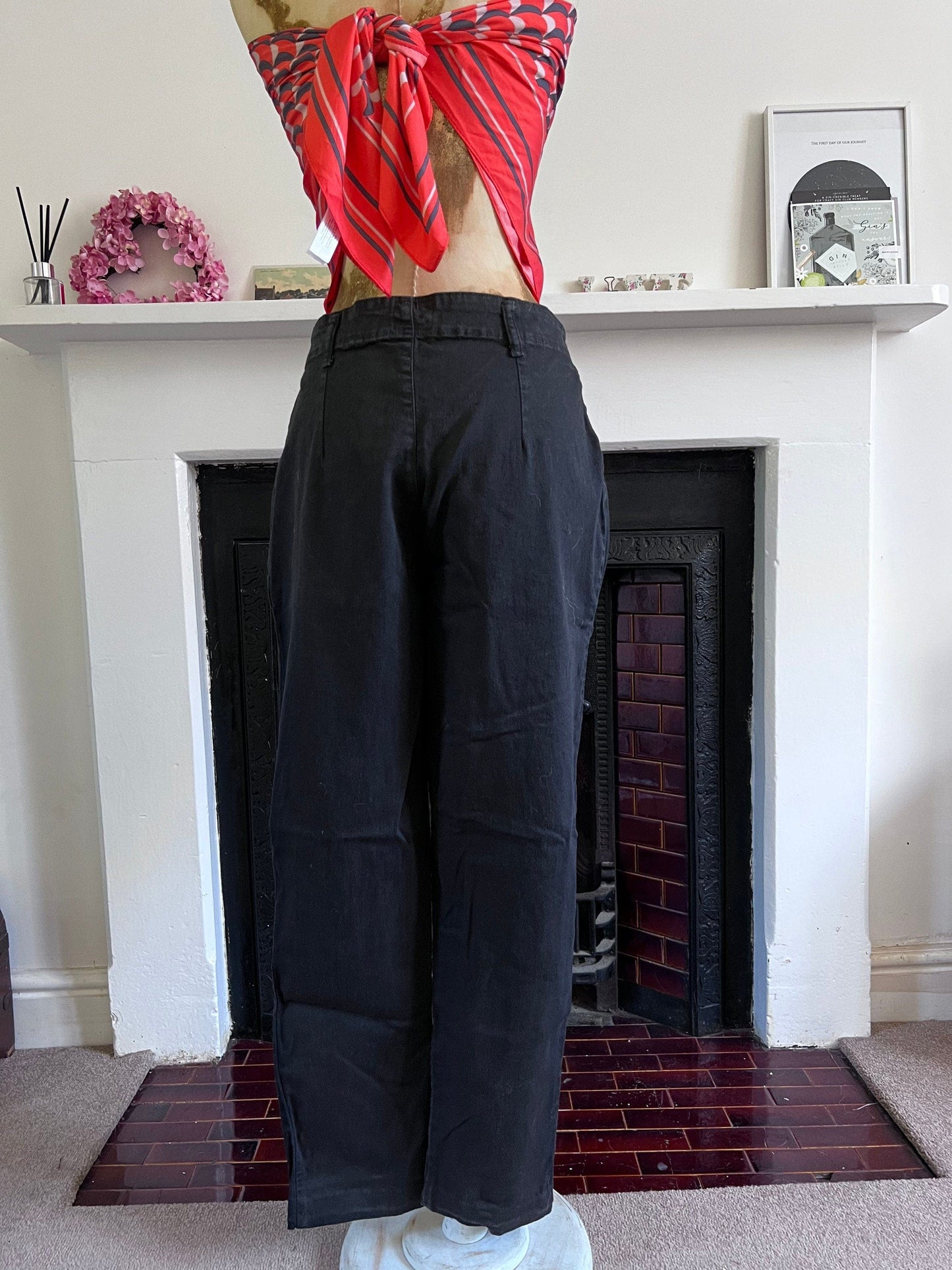 1990s Vintage mid rise black baggy wide leg zip fly jeans, UK12 waist 30”