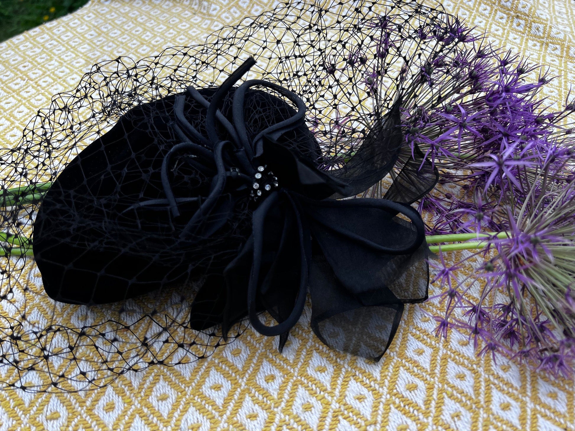 80s does 50s Kangol Black perching Cap Hat,  velvet hat - 50s velvet bows ribbons and black birdcage veil