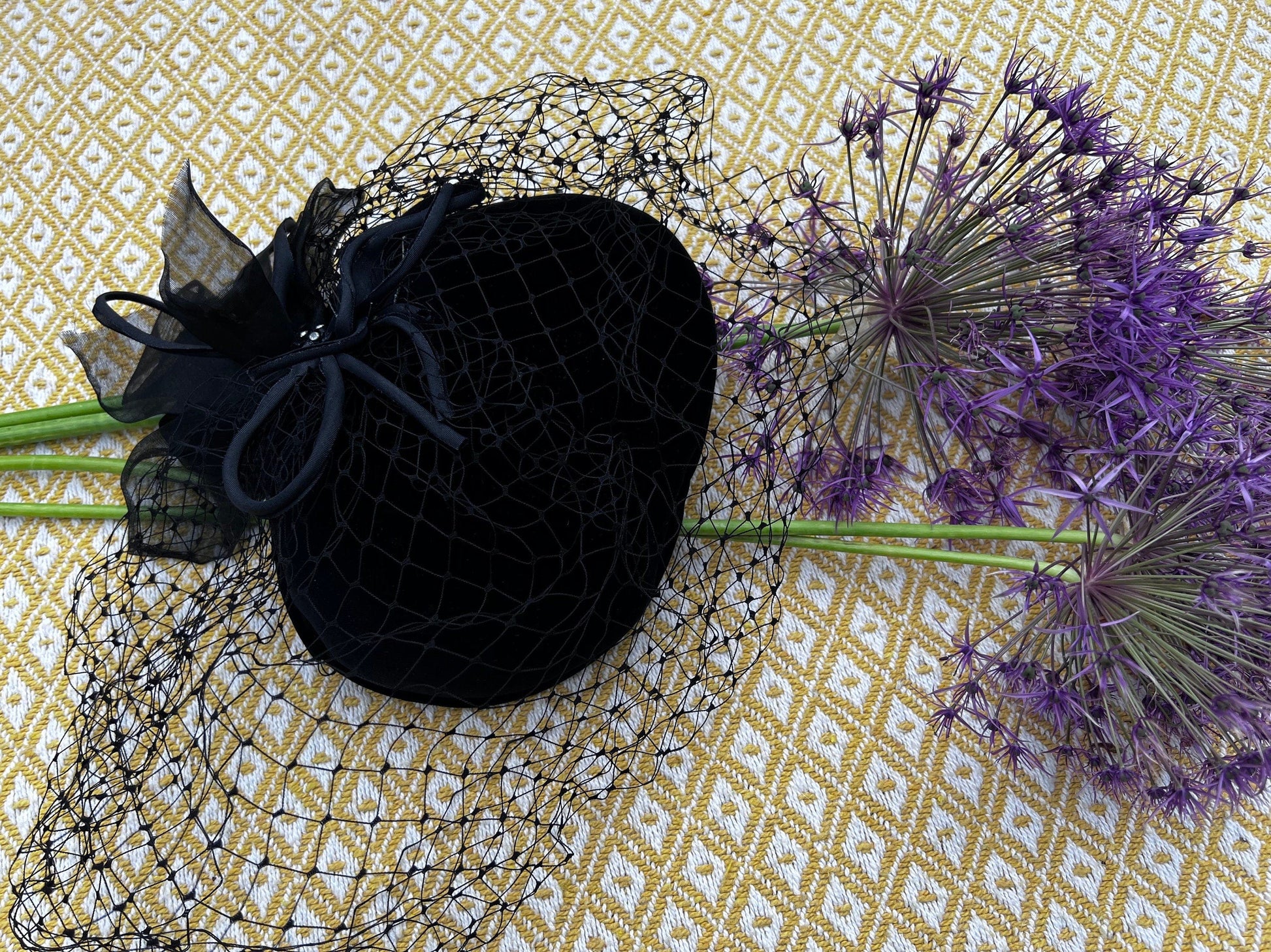 80s does 50s Kangol Black perching Cap Hat,  velvet hat - 50s velvet bows ribbons and black birdcage veil