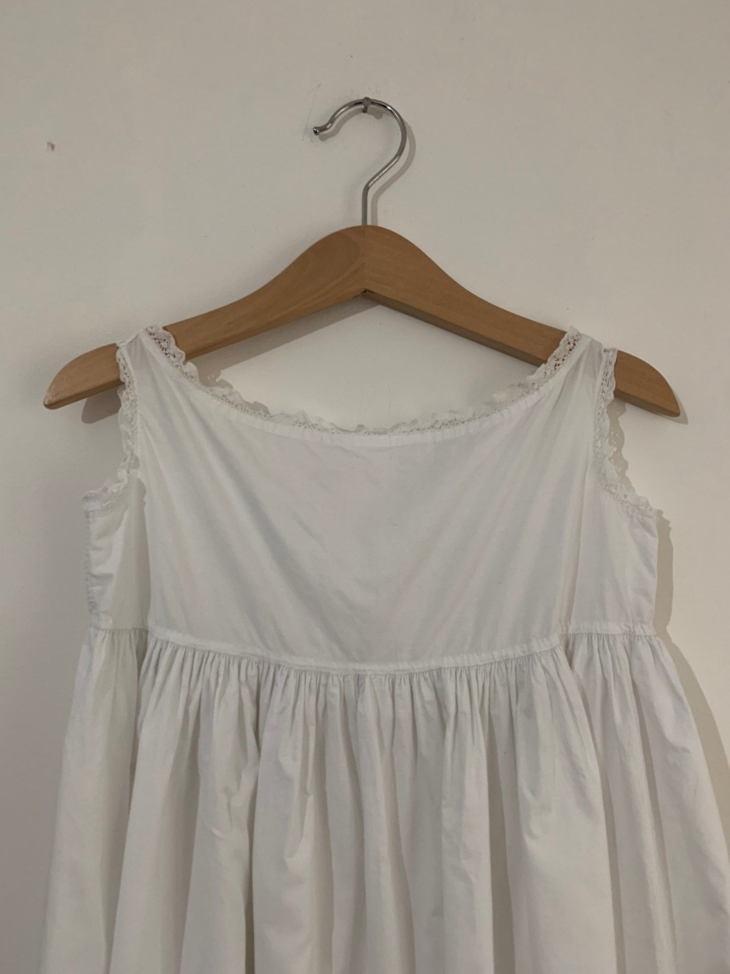 Antique Girls white dress, 19th Century Pinafore, Heirloom Crisp White Sleeveless Dress, Antique Baby Dress, Antique Dolls Dress age 3-4