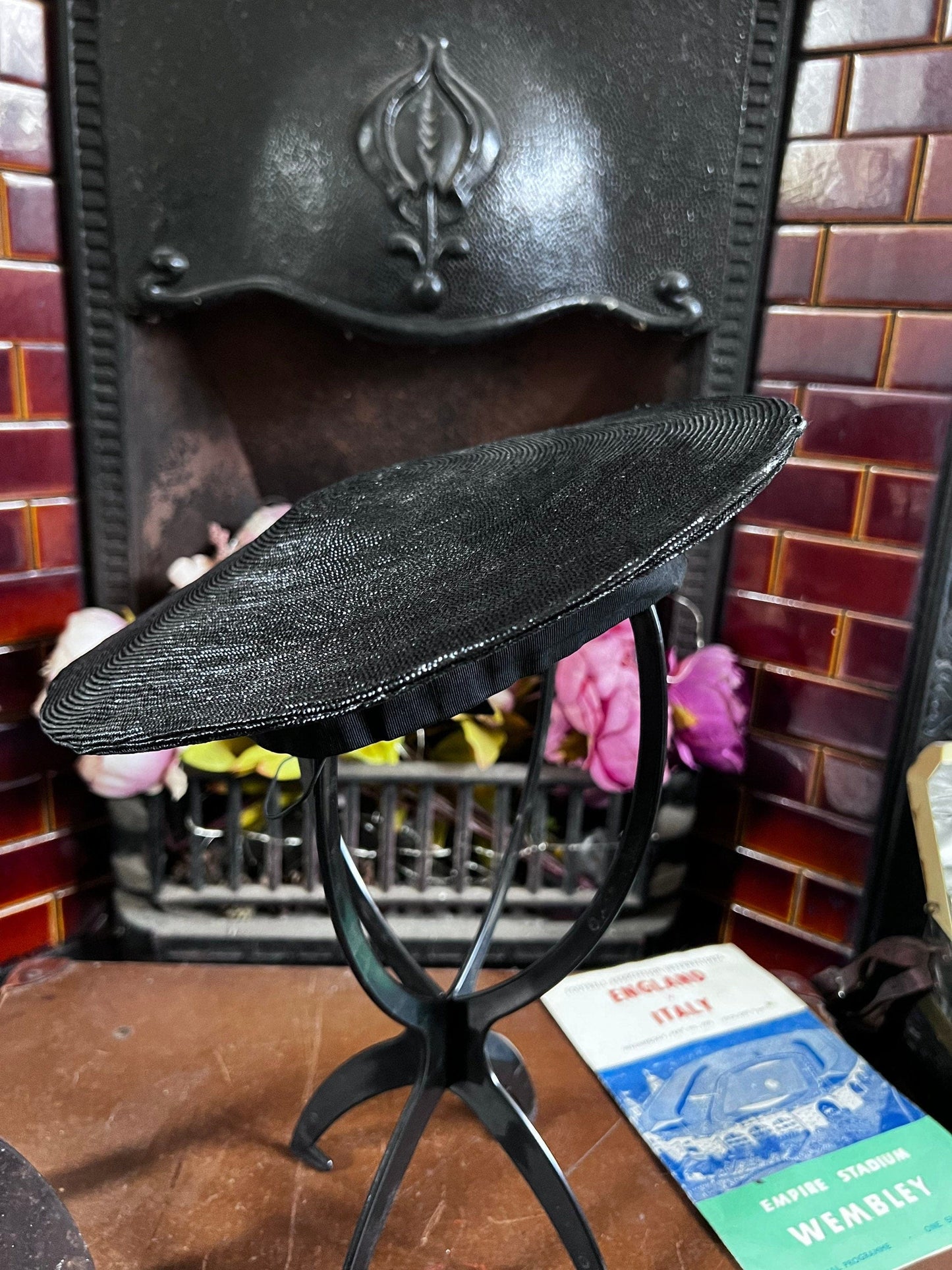 Black 1940’s sinamay Shimmer Semi Wide Brim Tilt Perching Hat Ribbon , Wartime Fashions , 1940’s Tilt Hat , 1940’s Perching Hat ,