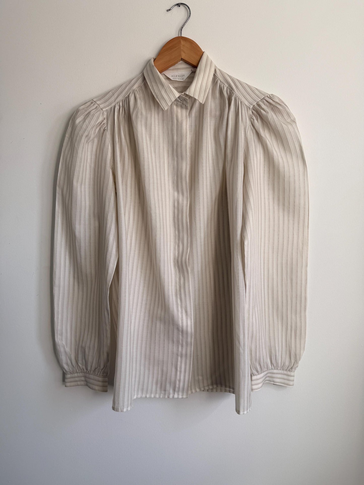 Vintage Alexon Striped Blouse Cream Long Sleeve Shirt Puff Sleeve Secretary Blouse Smart Vintage Office Shirt Classic British Fashion