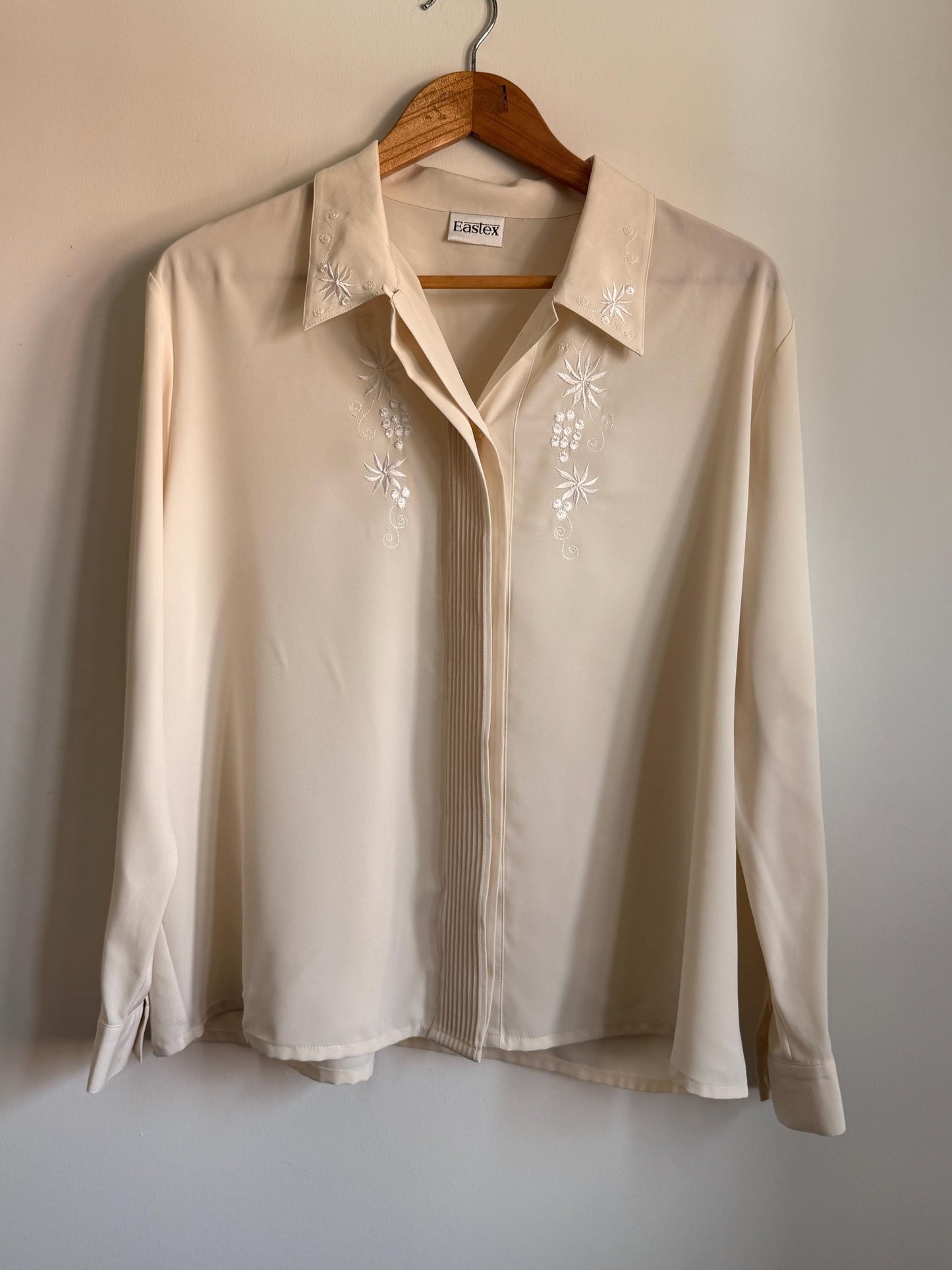Vintage Eastex Cream Embroidered Blouse | Ivory Floral Pintuck Shirt