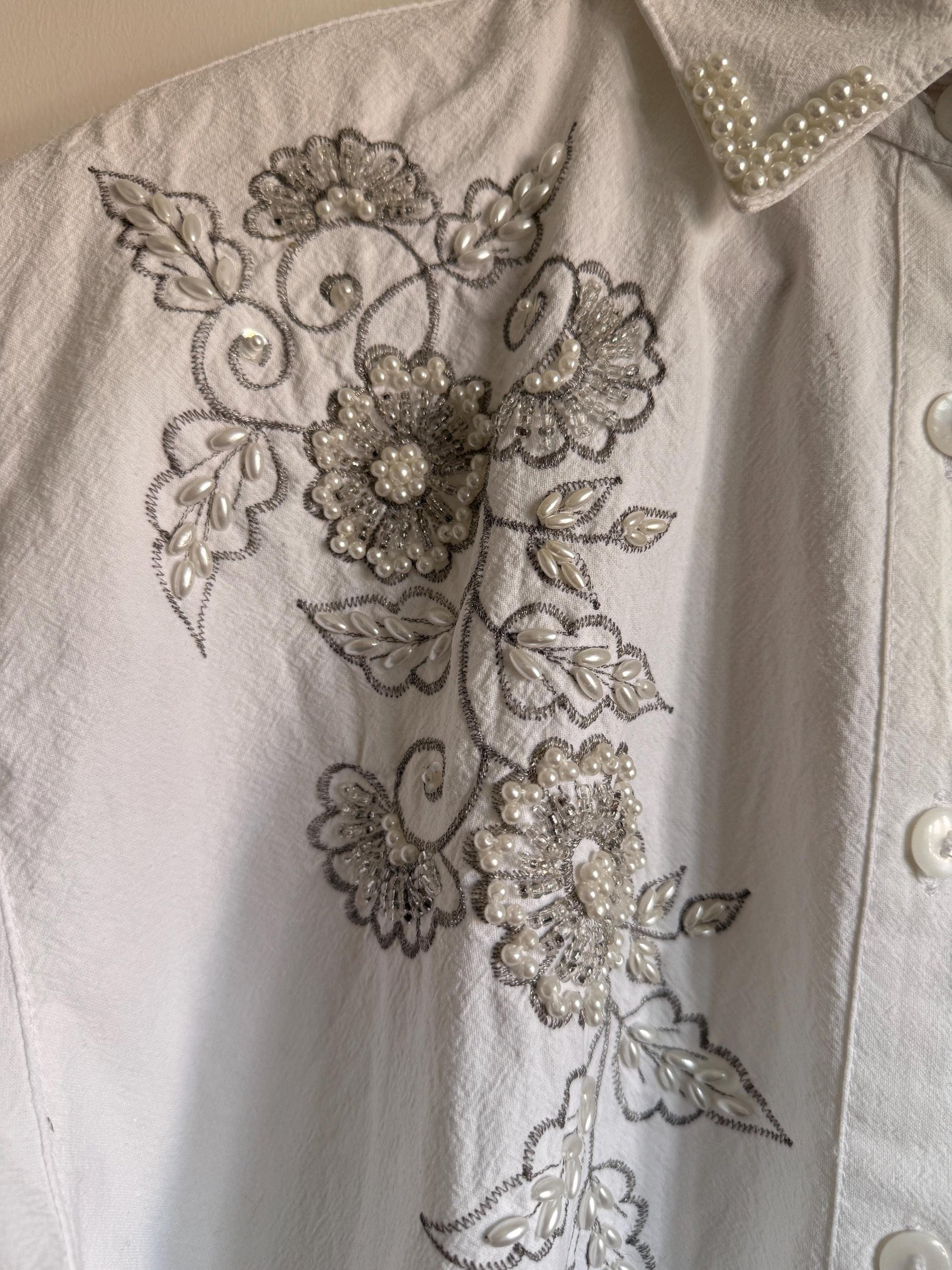 Vintage Jane Ashley White Cotton Shirt | Pearl Beaded Floral Embroidered Blouse | Cottagecore Statement Shirt Size M
