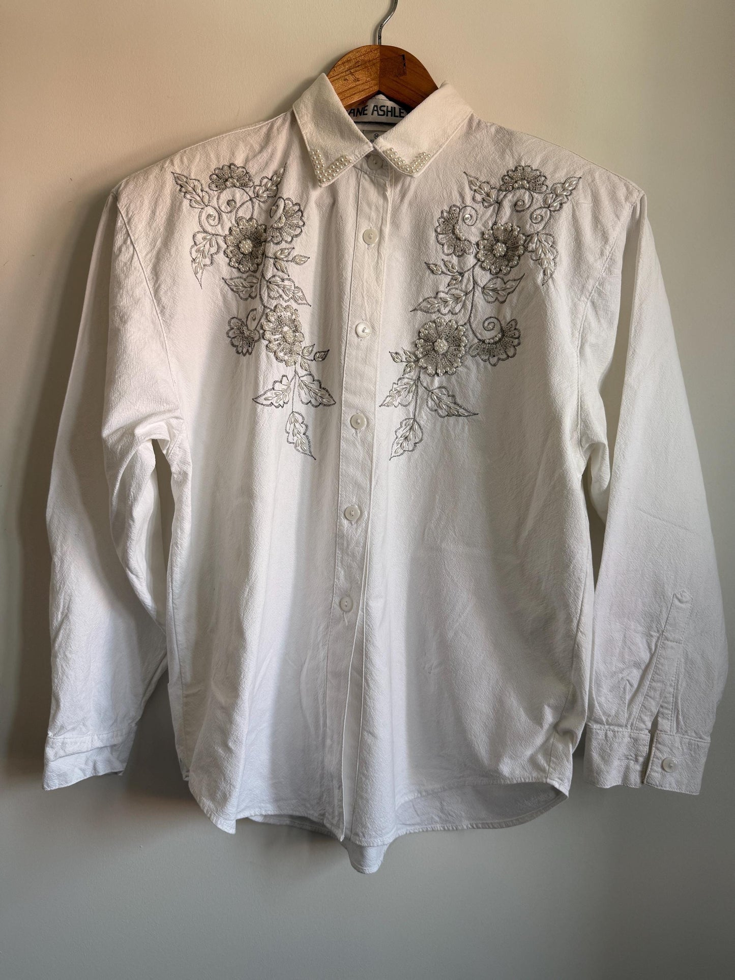 Vintage Jane Ashley White Cotton Shirt | Pearl Beaded Floral Embroidered Blouse | Cottagecore Statement Shirt Size M
