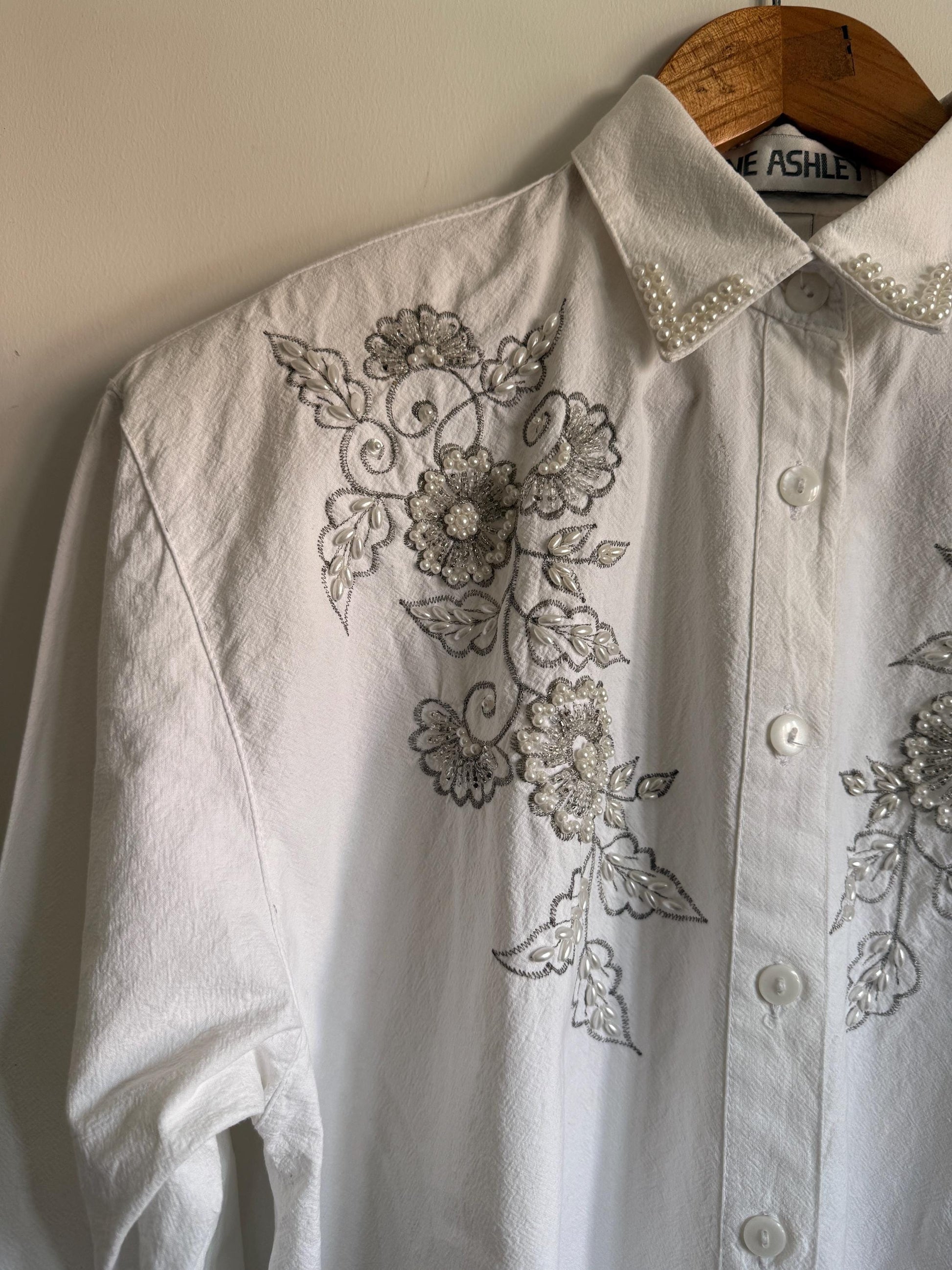 Vintage Jane Ashley White Cotton Shirt | Pearl Beaded Floral Embroidered Blouse | Cottagecore Statement Shirt Size M