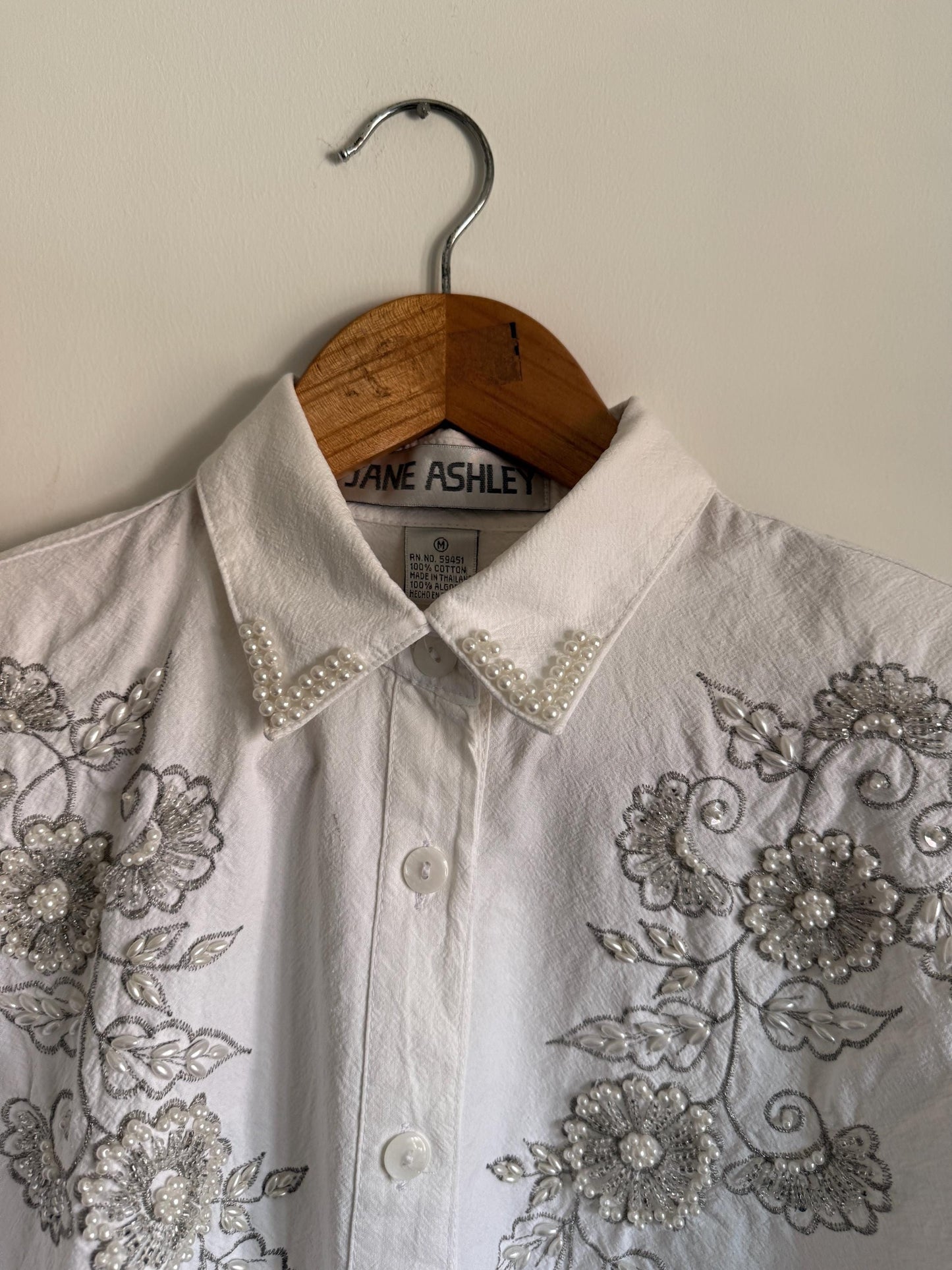 Vintage Jane Ashley White Cotton Shirt | Pearl Beaded Floral Embroidered Blouse | Cottagecore Statement Shirt Size M