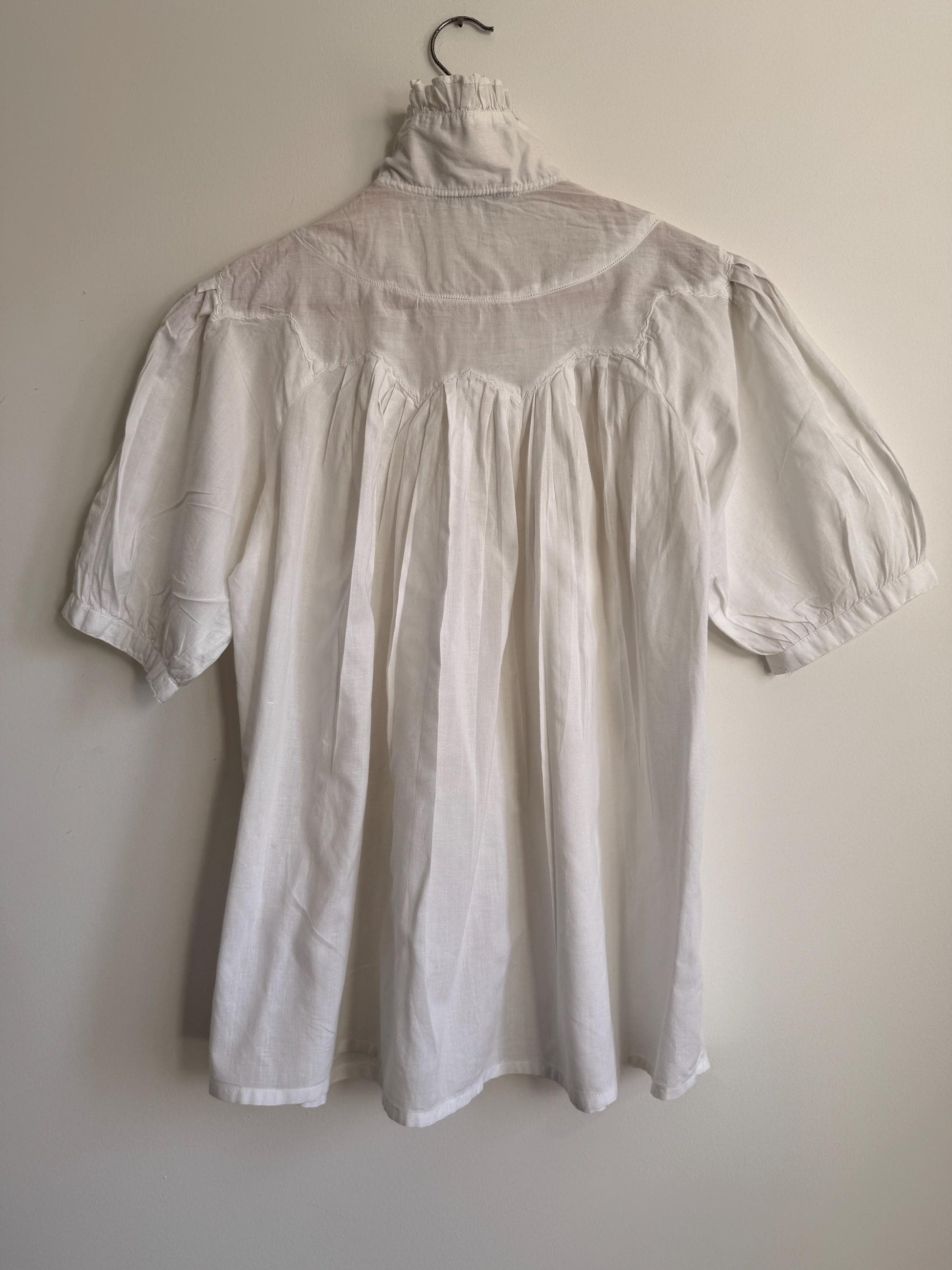 Vintage White Cotton Victorian Blouse High Neck Lace Blouse Prairie Cottagecore Edwardian Style Puff Sleeve Romantic Top