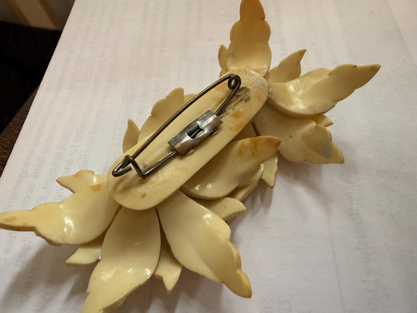 Large 1930s Celluloid Triple Flower Brooch Cream Daisy Floral Spray Art Deco Statement Jewellery