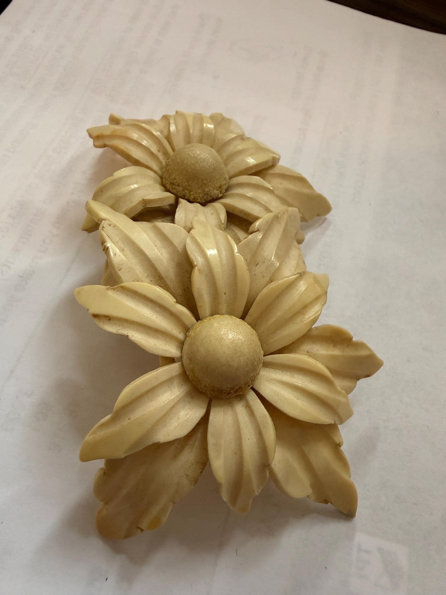 Large 1930s Celluloid Triple Flower Brooch Cream Daisy Floral Spray Art Deco Statement Jewellery