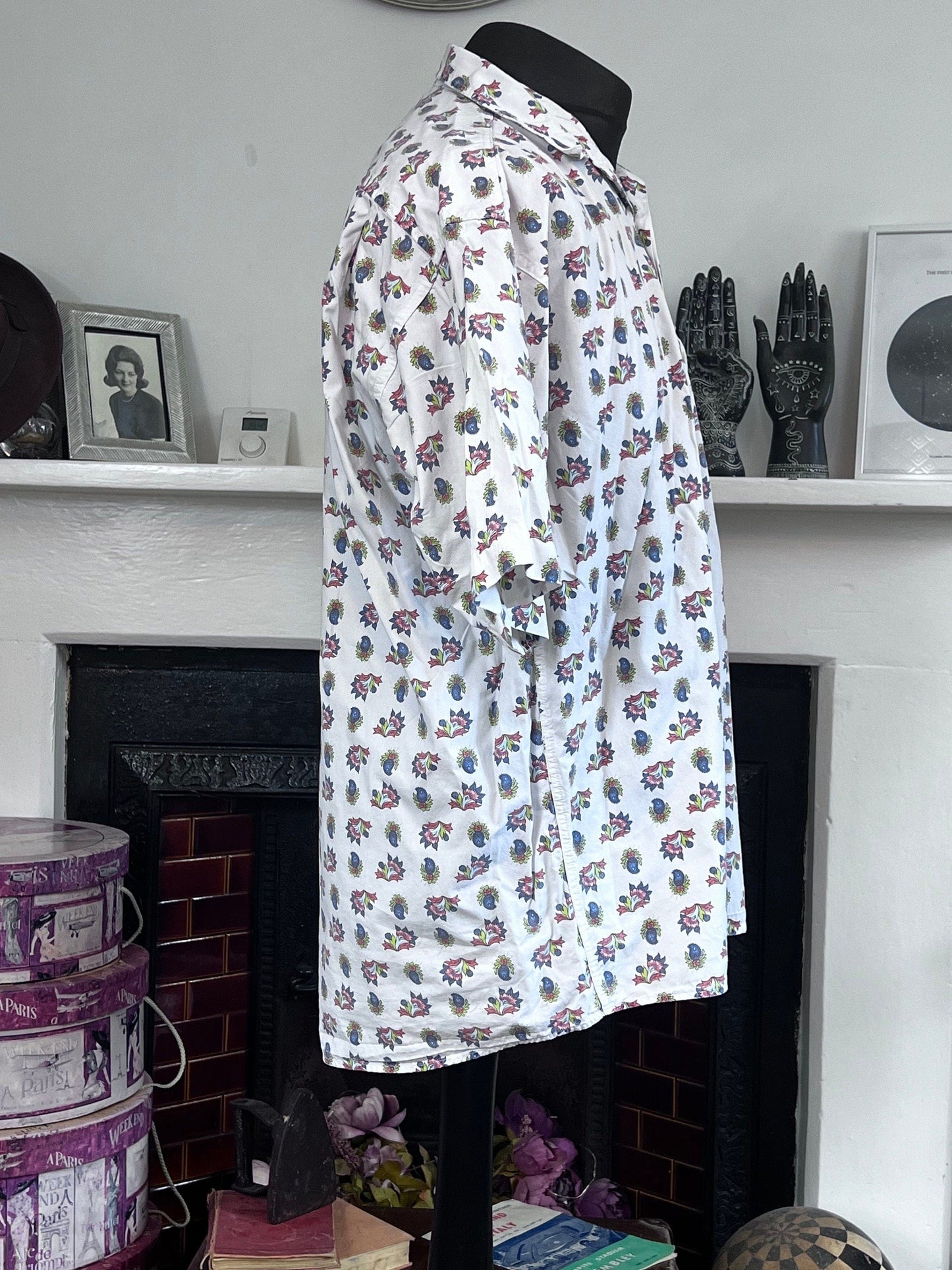 Men’s Vintage Shirt, Floral Shirt, A Cause Des Garçons 90s Vintage Short Sleeve Shirt, 50” 16.5