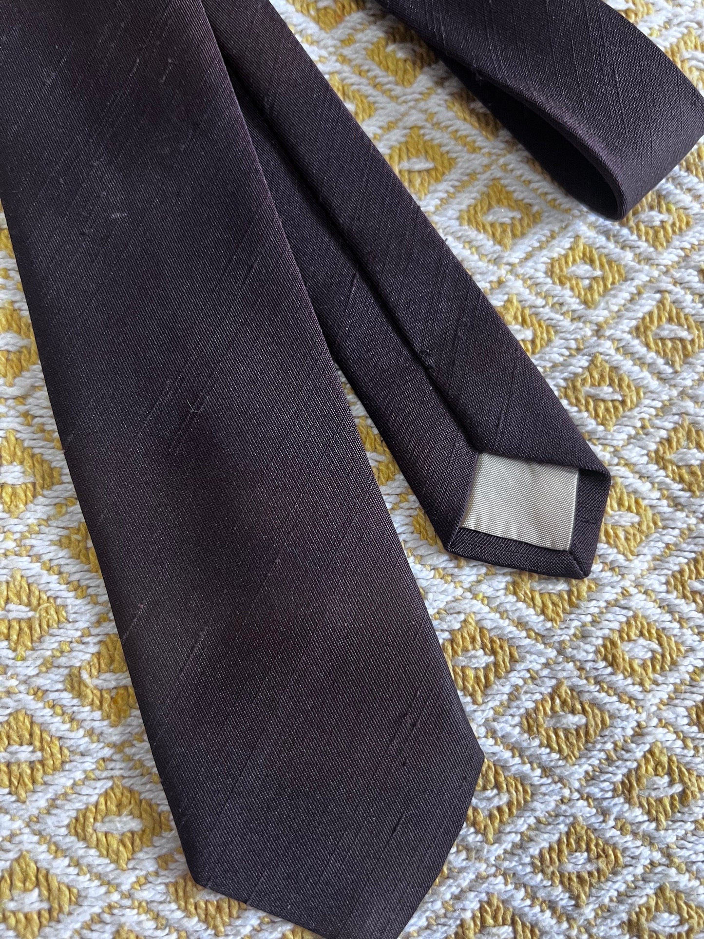 1950s 1960s Mens Skinny Necktie Tie, brown check tie, Vintage Tie, Vintage Necktie, 50s 60s Tie, vintage neckwear