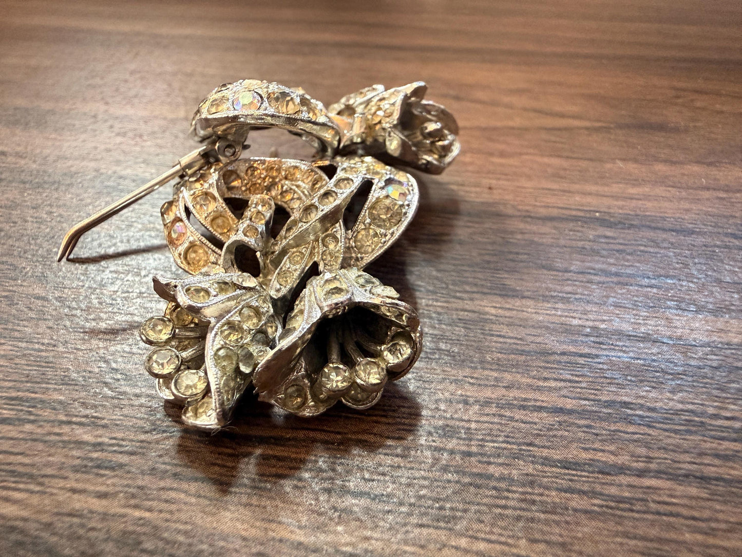 Pair Vintage 1950s Diamanté Fur Dress Clips – Floral Rhinestone Double Prong Statement Jewellery