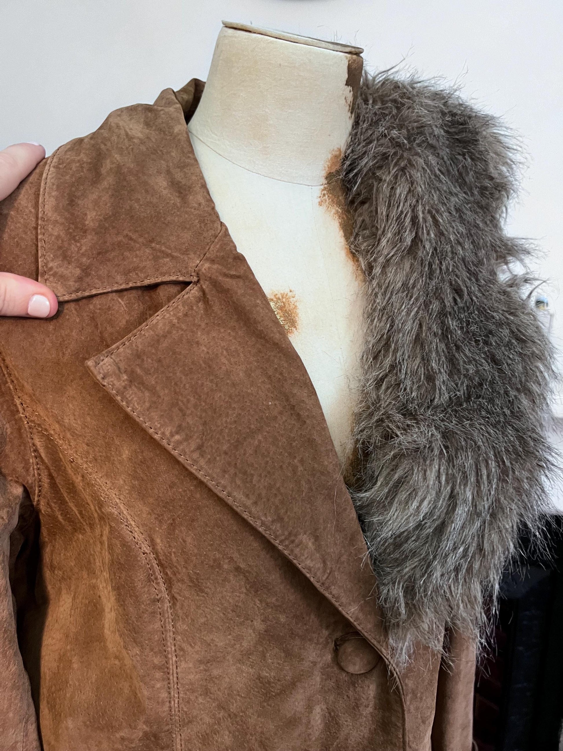 Penny lane vintage brown suede coat with faux fur collar,