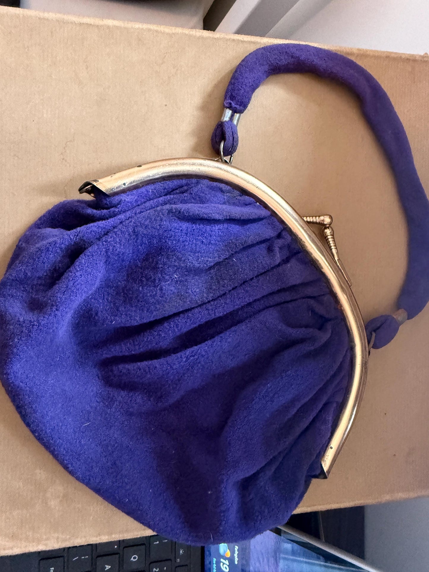 Vintage 1930s–40s Purple Wool Handbag – Gold-Tone Frame, Mirror & Coin Purse