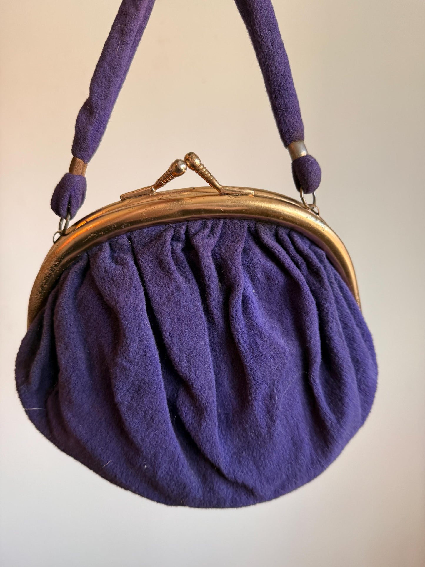 Vintage 1930s–40s Purple Wool Handbag – Gold-Tone Frame, Mirror & Coin Purse