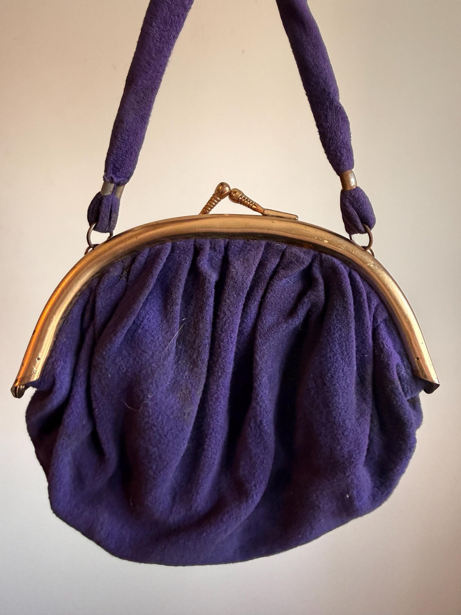 Vintage 1930s–40s Purple Wool Handbag – Gold-Tone Frame, Mirror & Coin Purse