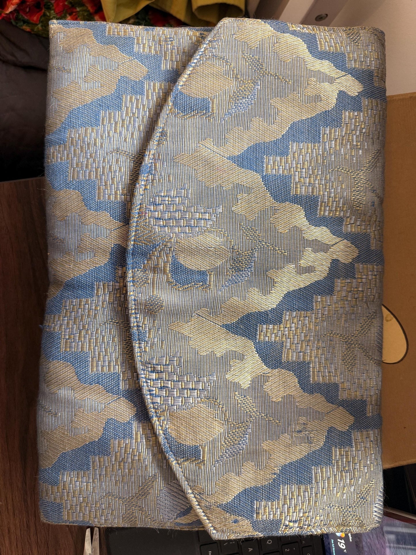 Vintage 1930s British Made Chinoiserie Brocade Envelope Clutch Bag – Blue Gold Evening Purse
