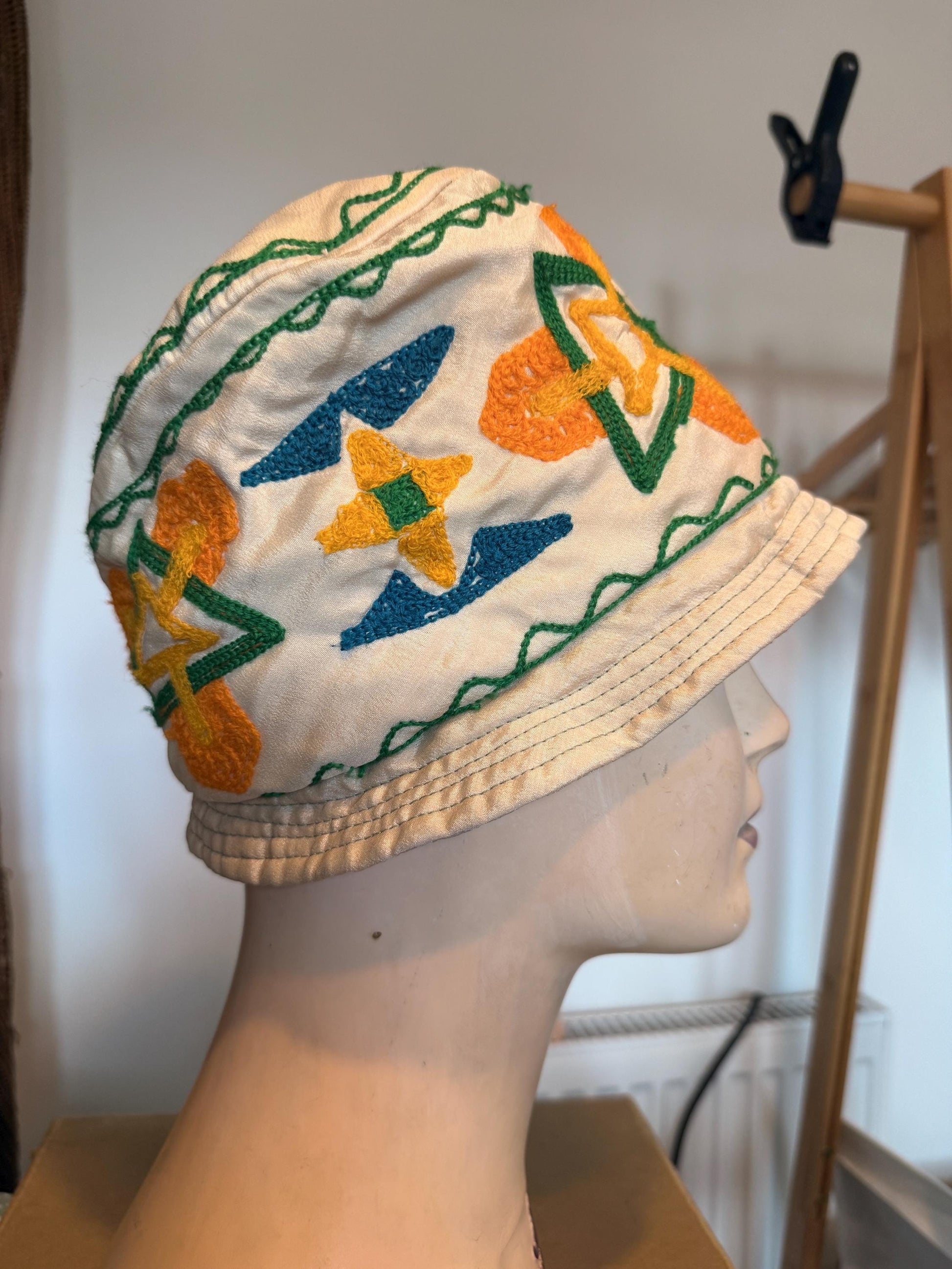 Vintage 1930s Cream Silk Embroidered Cloche Hat Hand Worked Geometric Folk Art Design