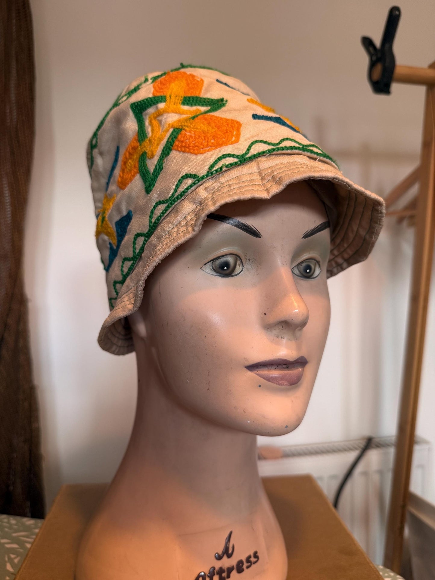 Vintage 1930s Cream Silk Embroidered Cloche Hat Hand Worked Geometric Folk Art Design