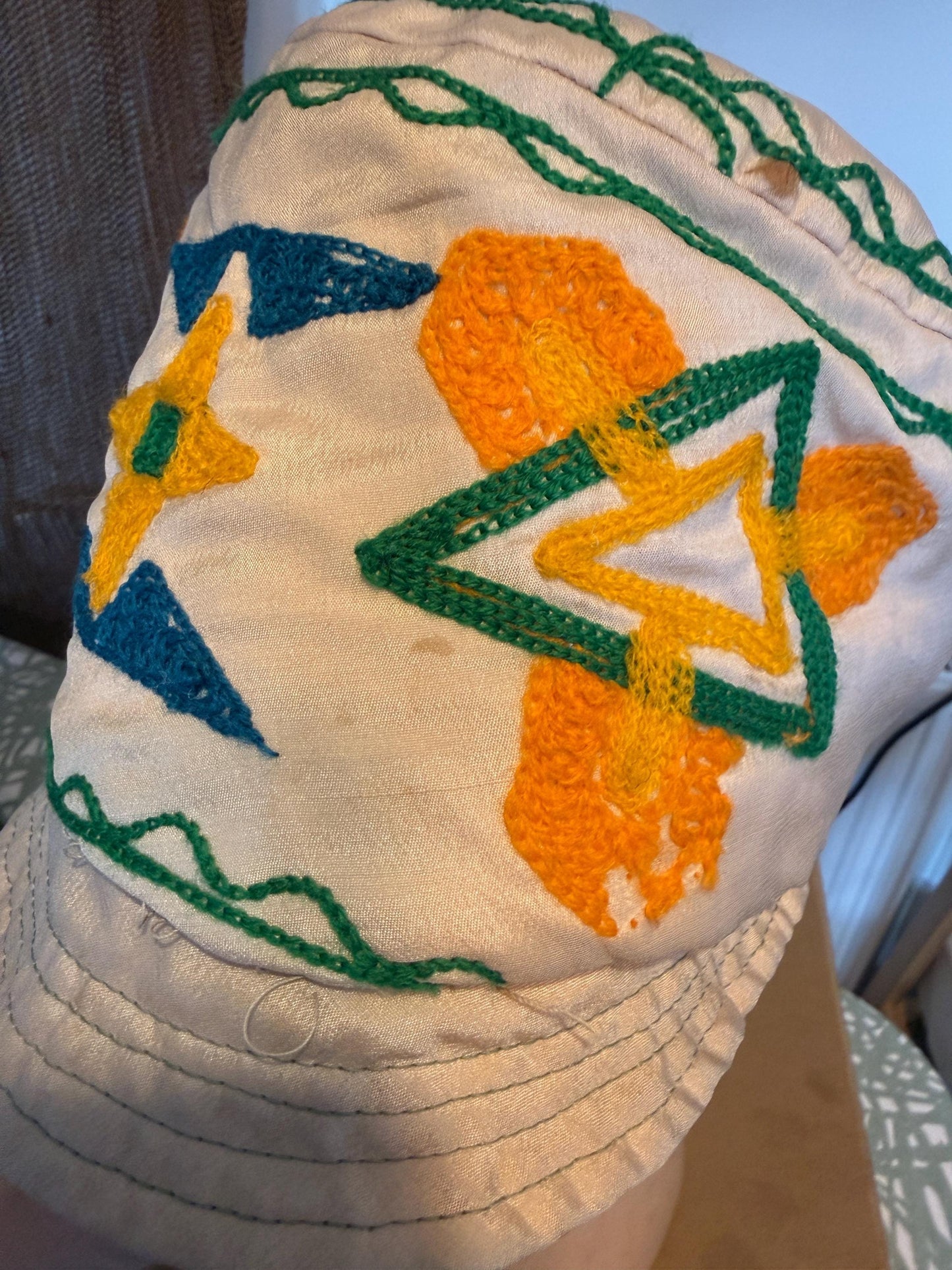 Vintage 1930s Cream Silk Embroidered Cloche Hat Hand Worked Geometric Folk Art Design