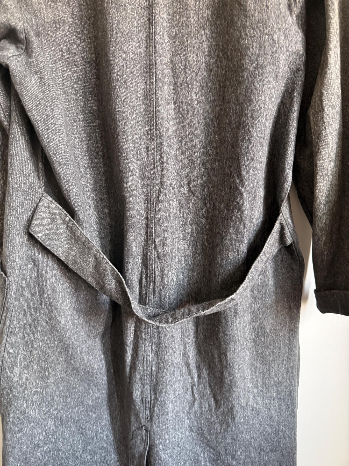 Vintage 1940s 1950s Grey Workwear Chore Coat Long Atelier Workshop Shop Coat Utility Jacket