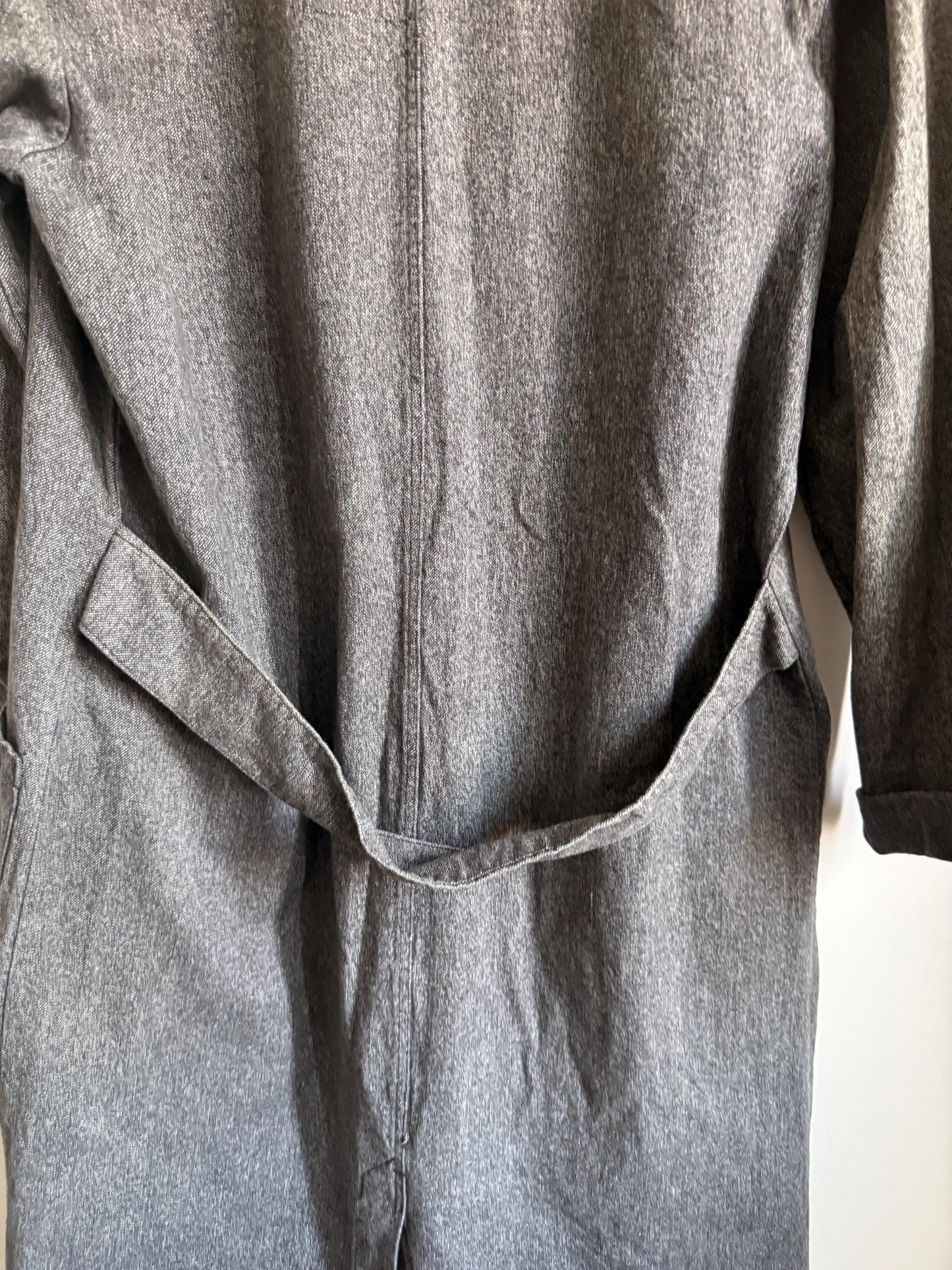 Vintage 1940s 1950s Grey Workwear Chore Coat Long Atelier Workshop Shop Coat Utility Jacket