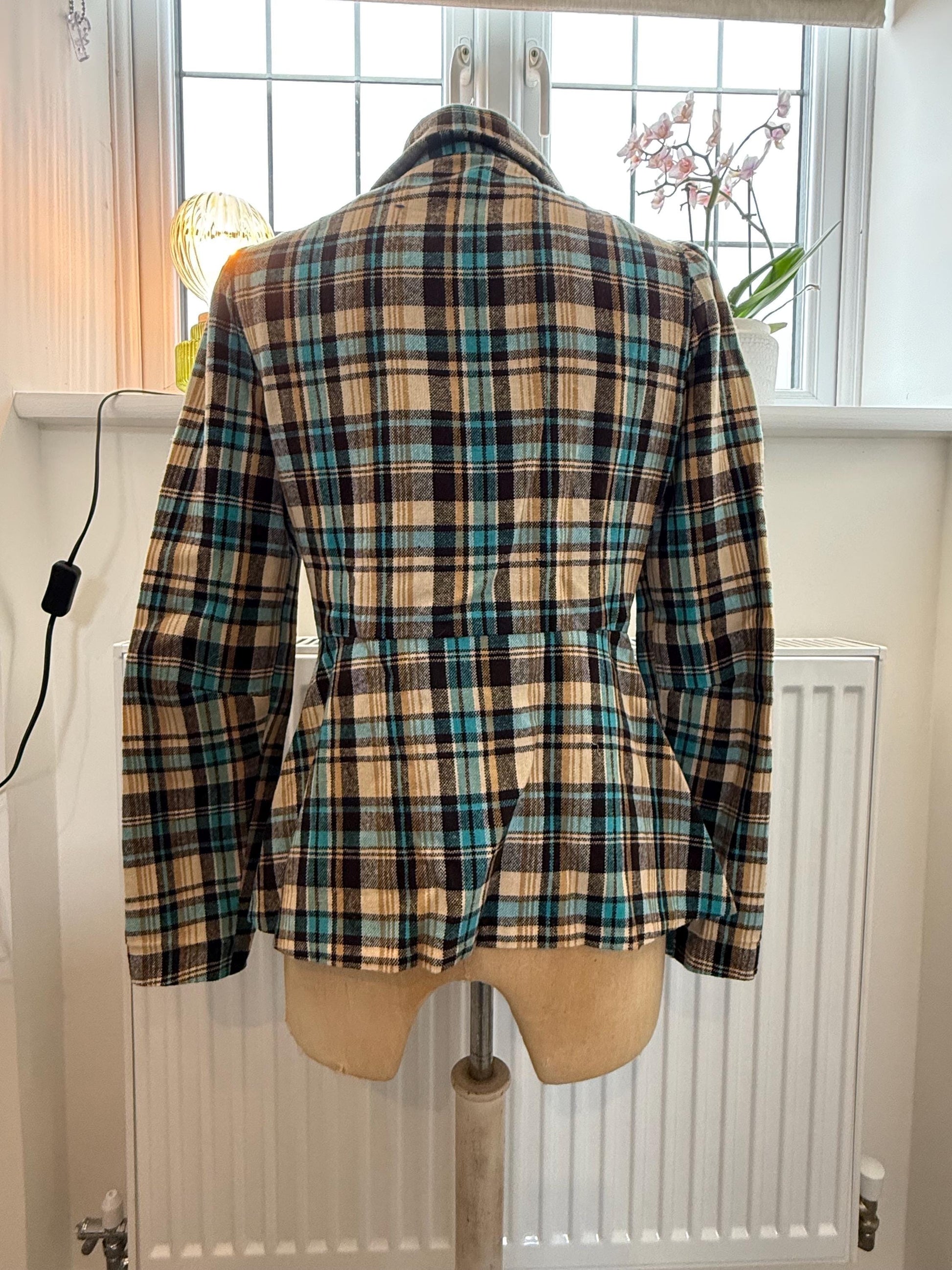Vintage 1940s Handmade Check Top – Plaid Button Front Blouse, Lightweight Long Sleeve UK 10–12, Retro Wartime Style