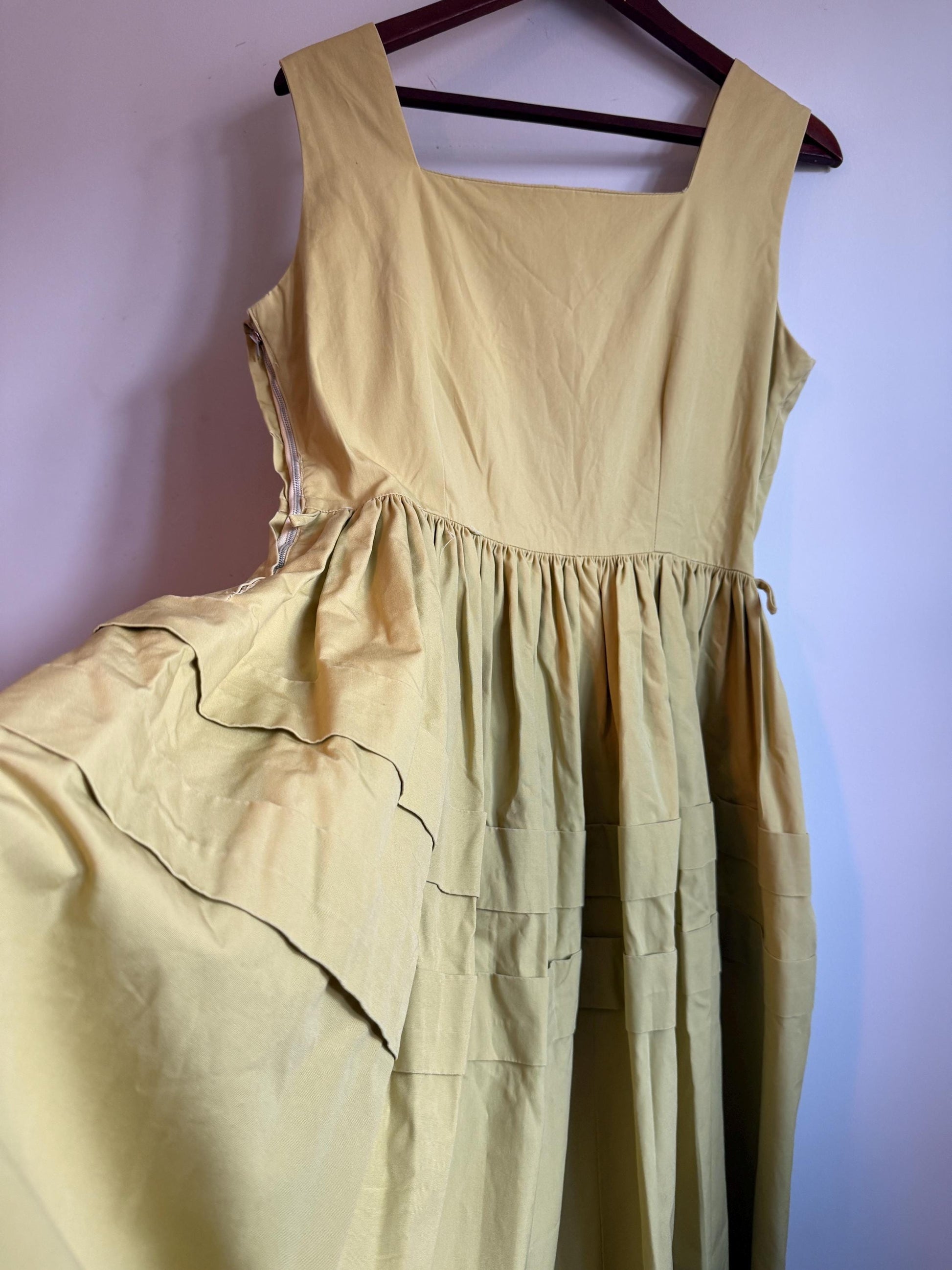 Vintage 1950s Ascot Model Irish Chartreuse Cotton Full Skirt Dress