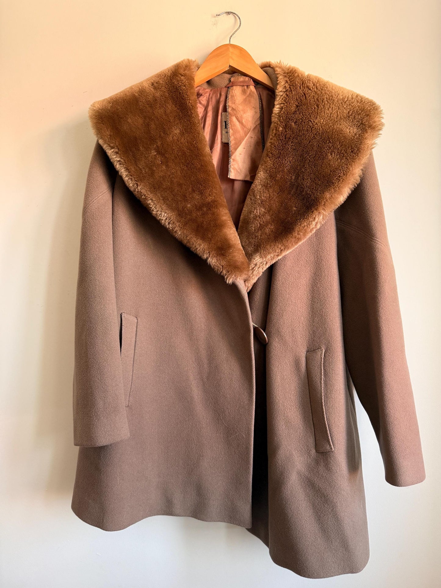 Vintage 1950s Balmar Bond Street London Pure Wool Coat Faux Fur Collar Mod Swing Coat