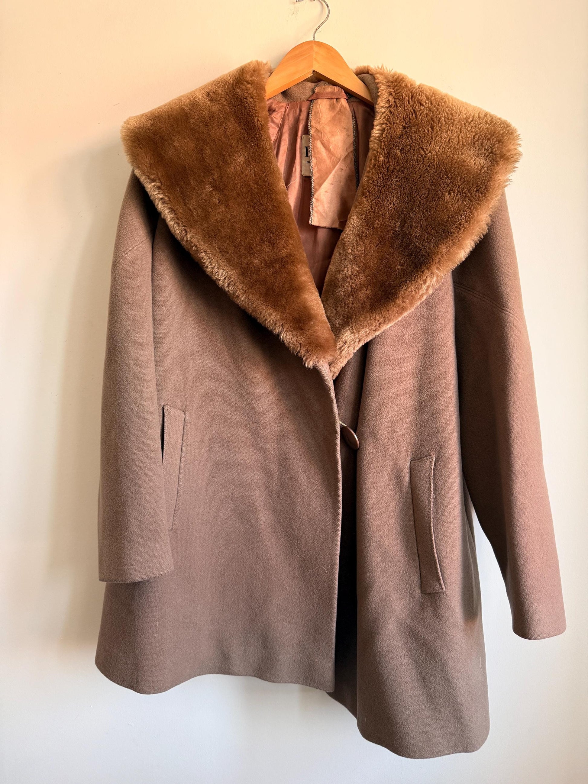 Vintage 1950s Balmar Bond Street London Pure Wool Coat Faux Fur Collar Mod Swing Coat