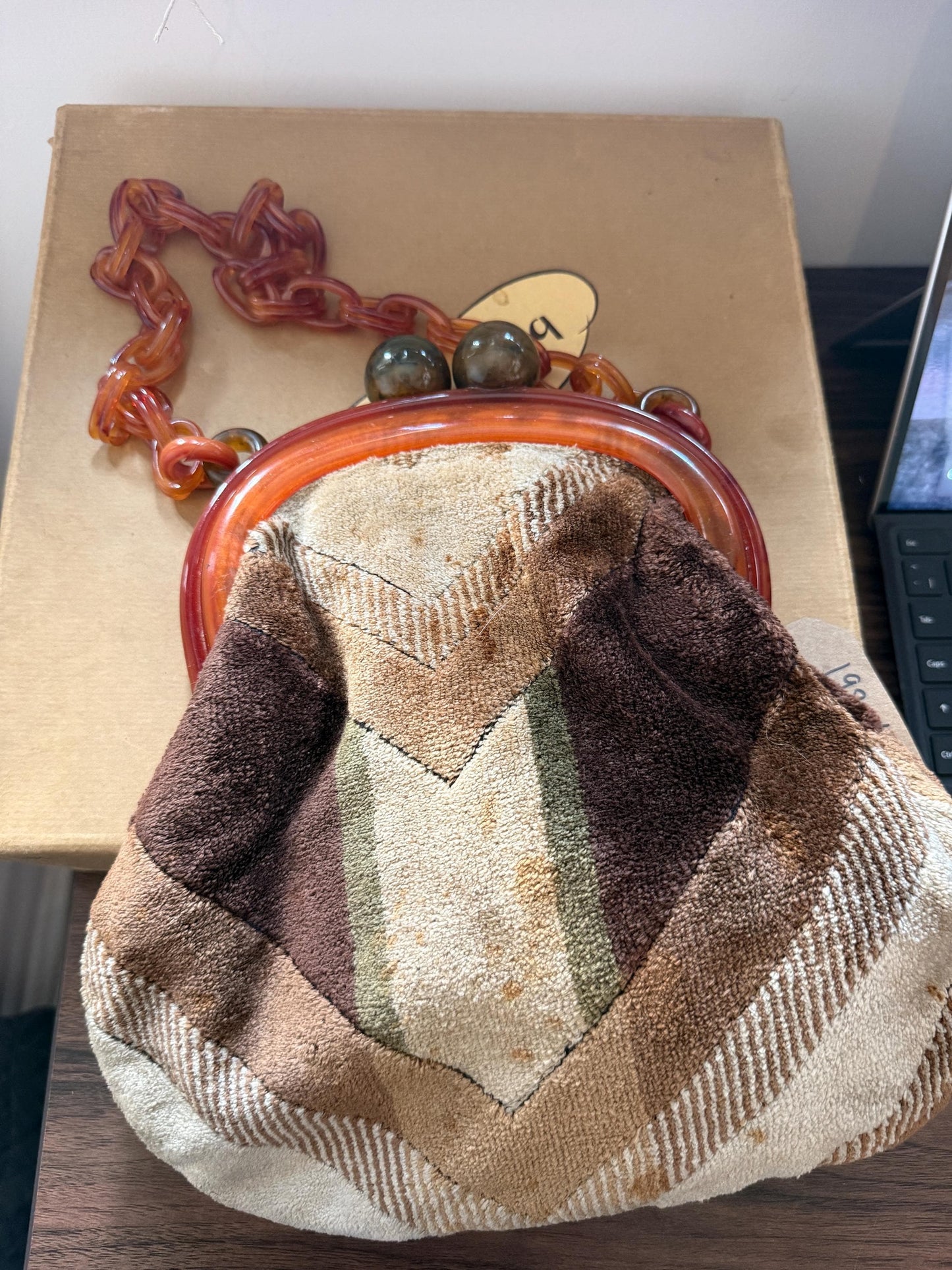 Vintage 1950s Chenille Carpet Bag – Amber Bakelite-Type Frame Chunky Chain Handbag