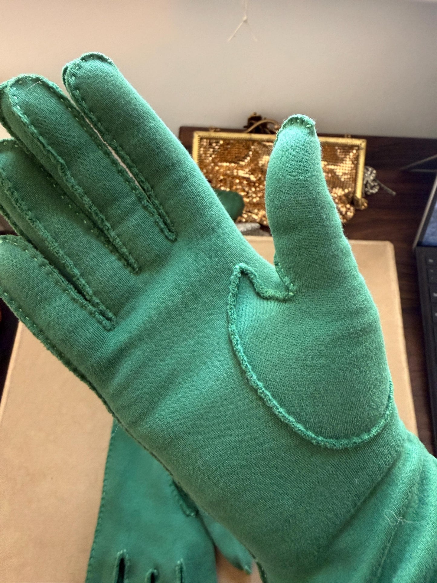 Vintage 1950s Dawnelle Green Cotton Gauntlet Gloves Size 6 1/2 Made in USA