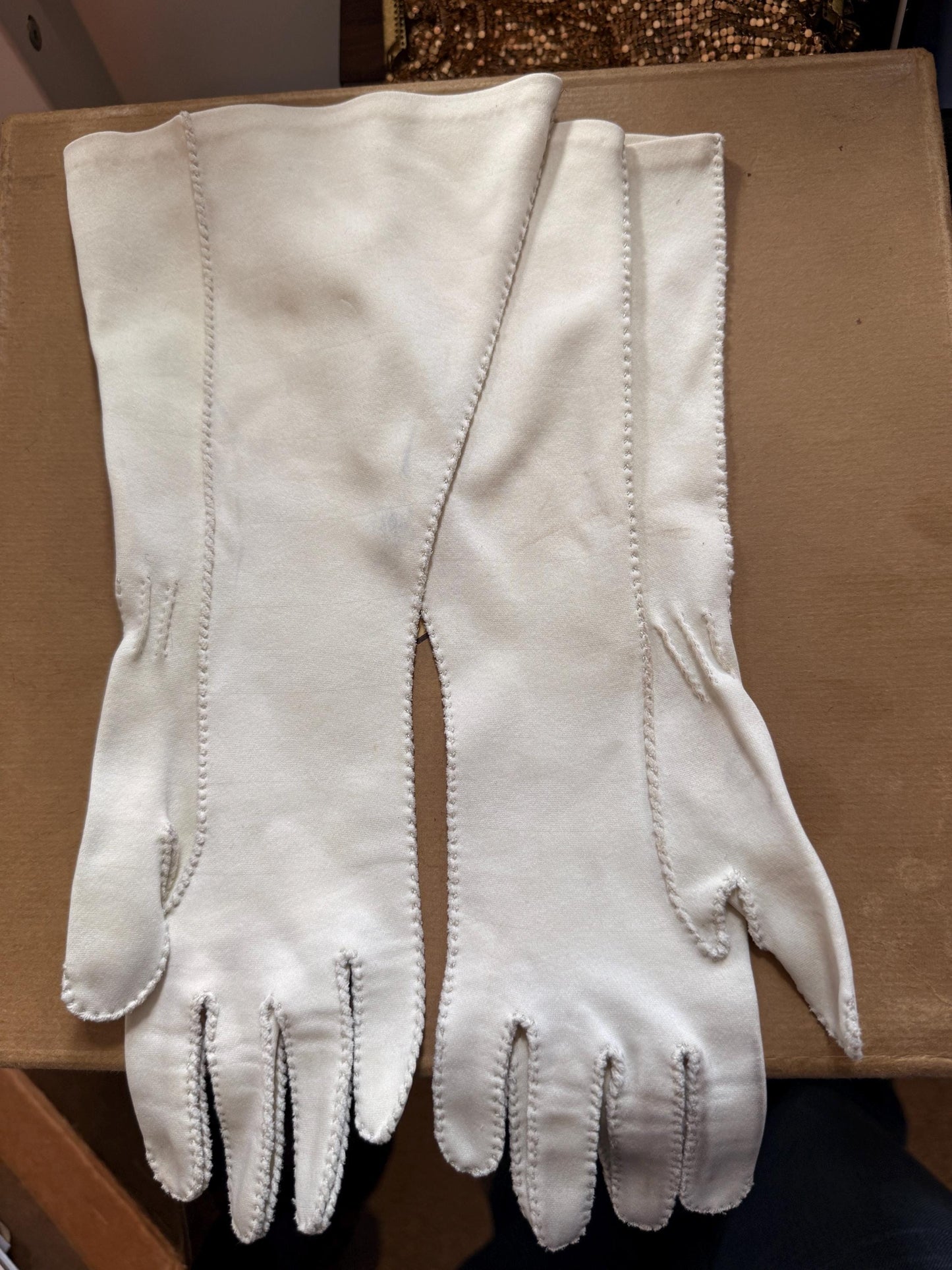 Vintage 1950s Ivory Cotton Gauntlet Gloves Long Evening evening Bridal GlovesSize 6 1/2