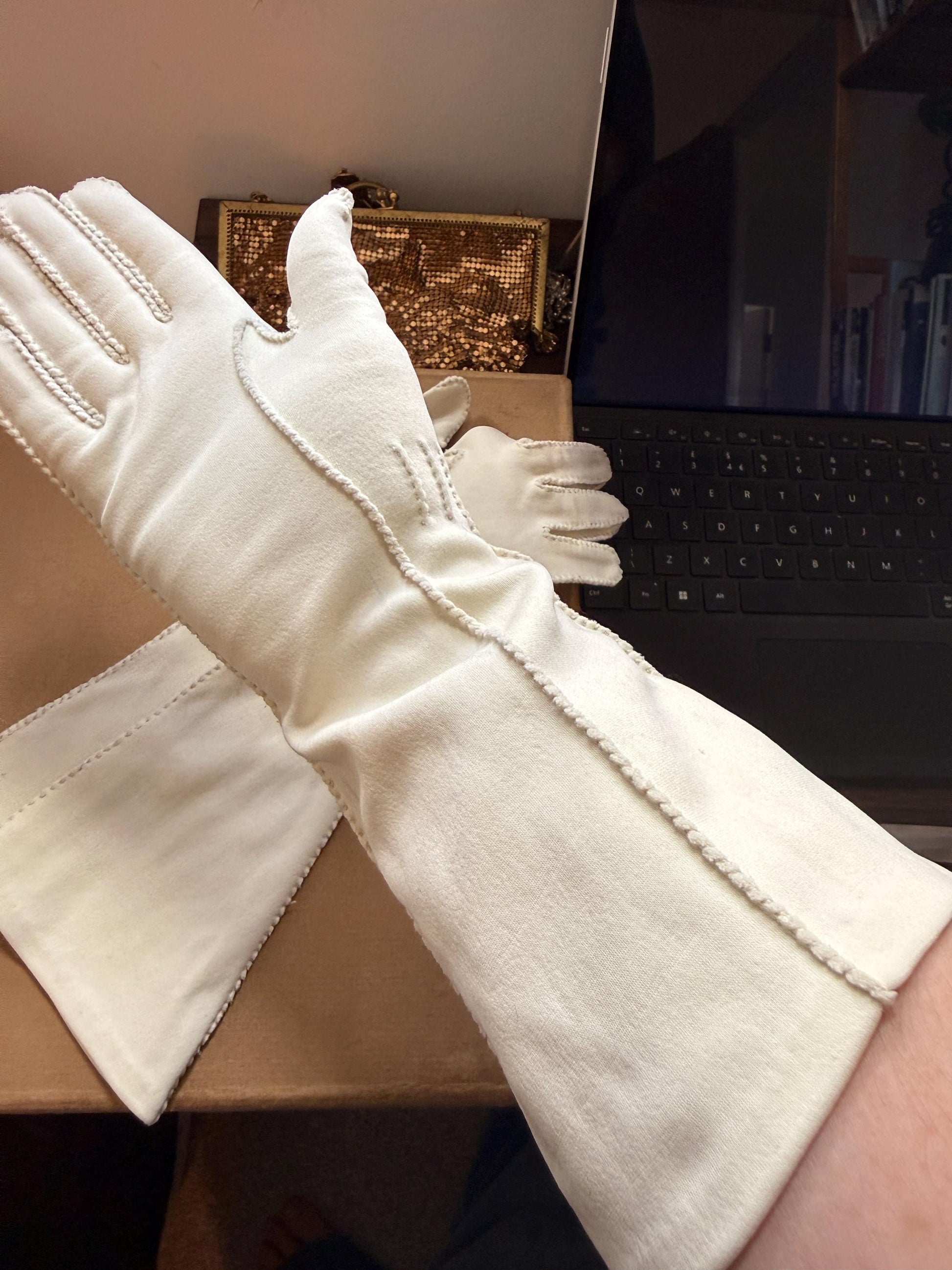 Vintage 1950s Ivory Cotton Gauntlet Gloves Long Evening evening Bridal GlovesSize 6 1/2