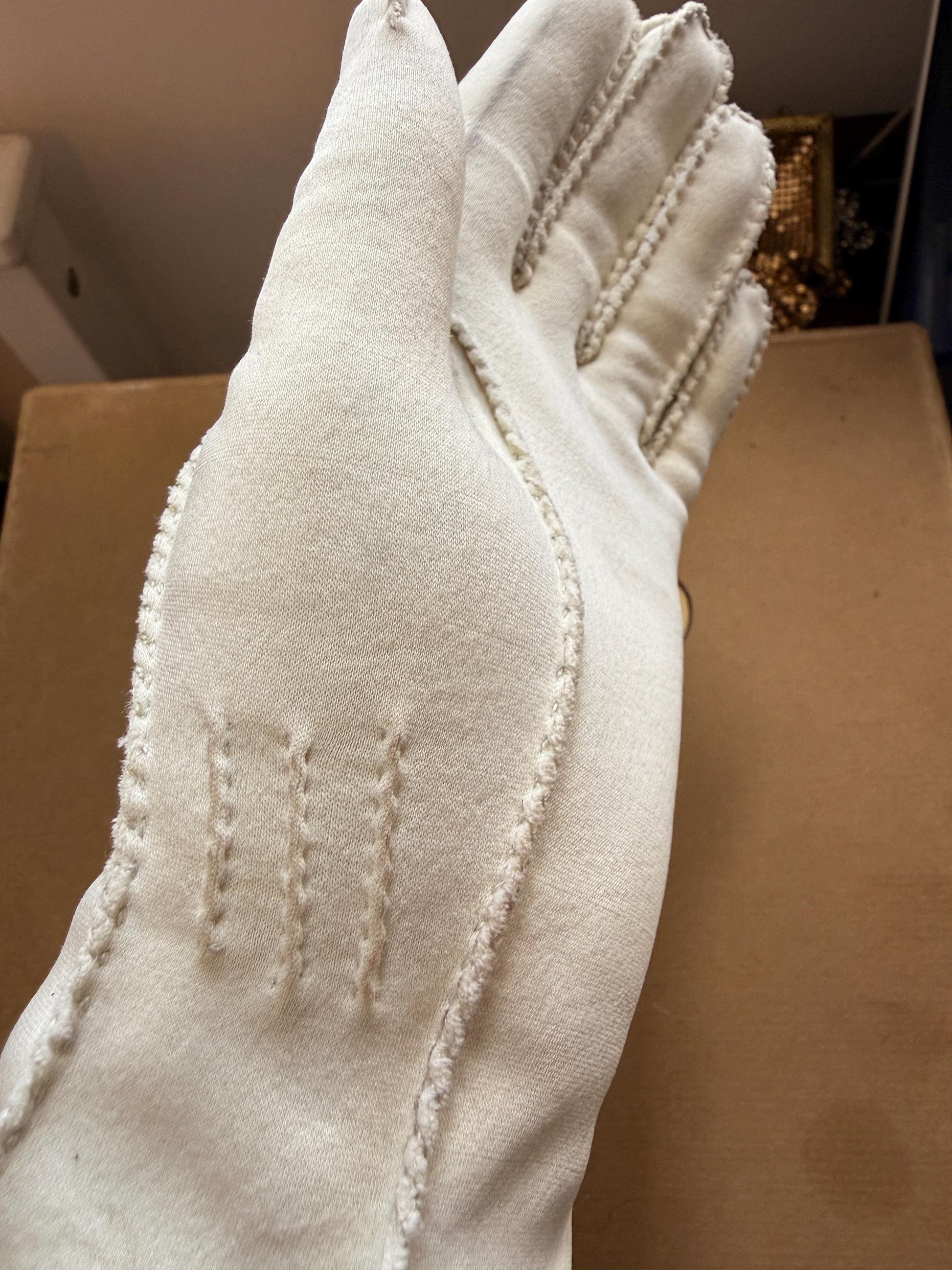 Vintage 1950s Ivory Cotton Gauntlet Gloves Long Evening evening Bridal GlovesSize 6 1/2