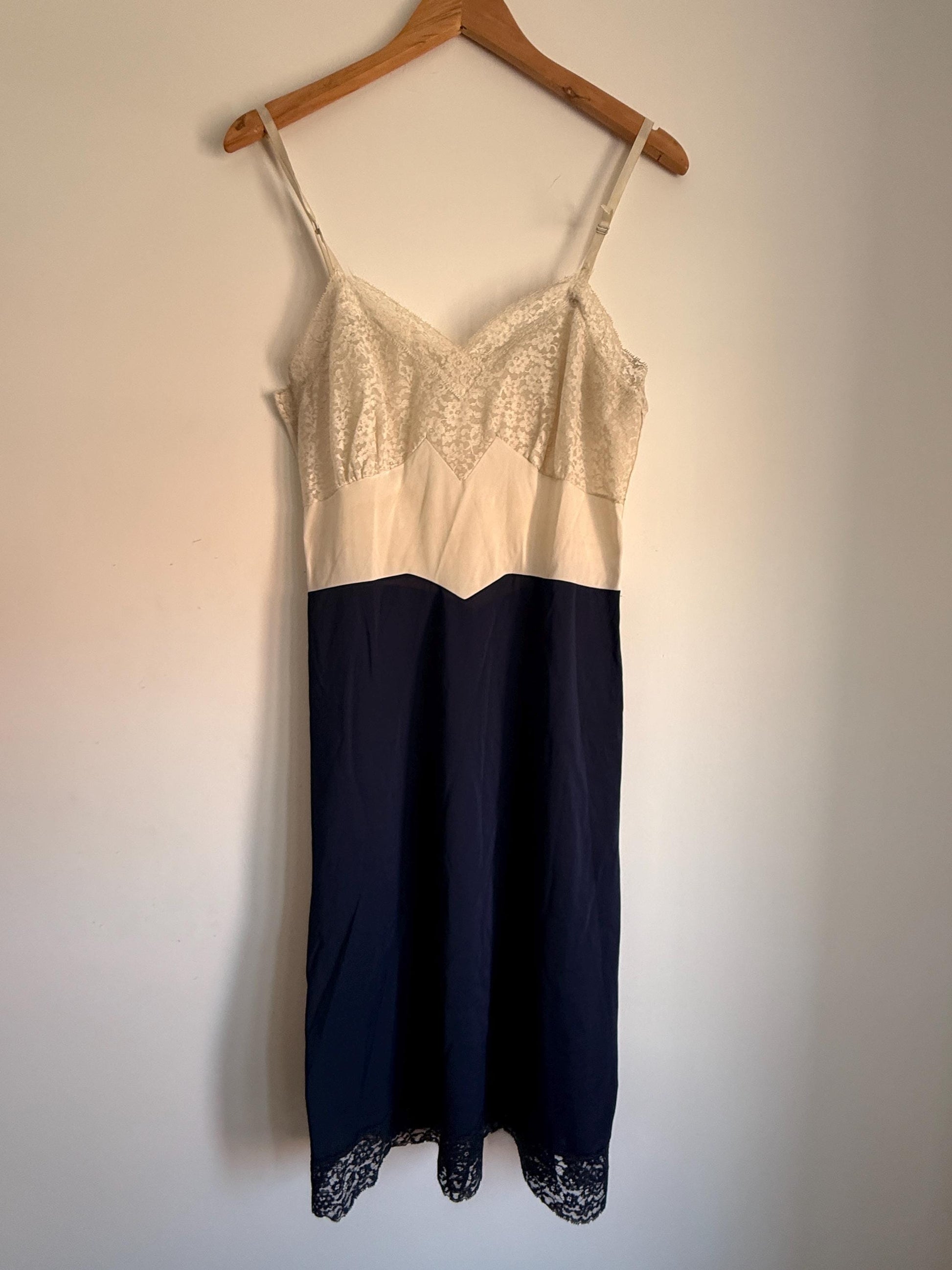 Vintage 1950s Navy Ivory Full Slip Colour Block Lace Lingerie Nightdress