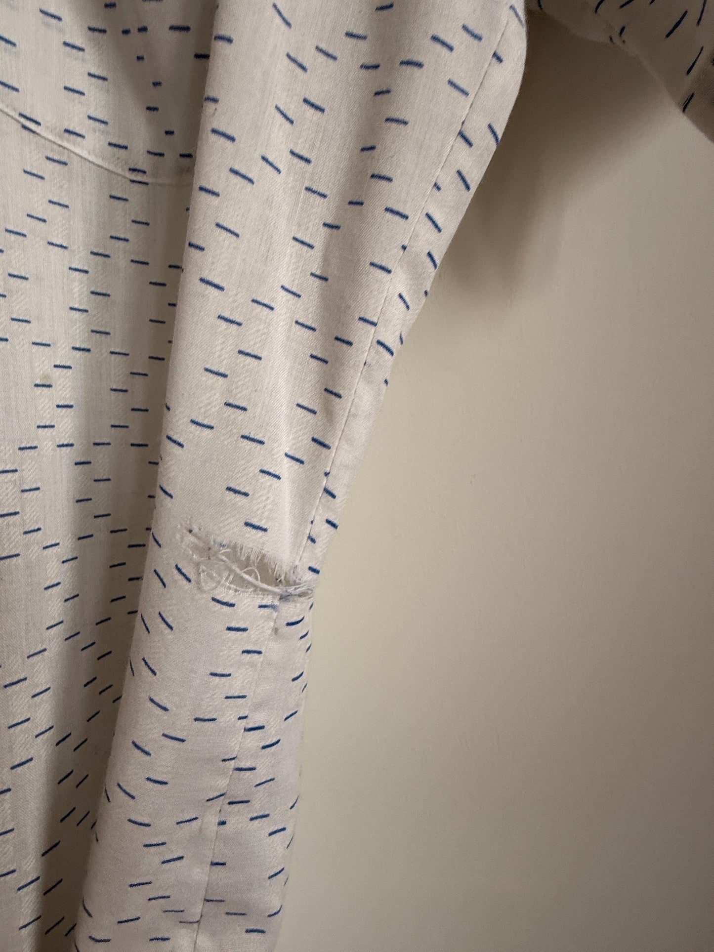 Vintage 1960s-70s Arrow Club Dash Print Short Sleeve Shirt – Mod Style