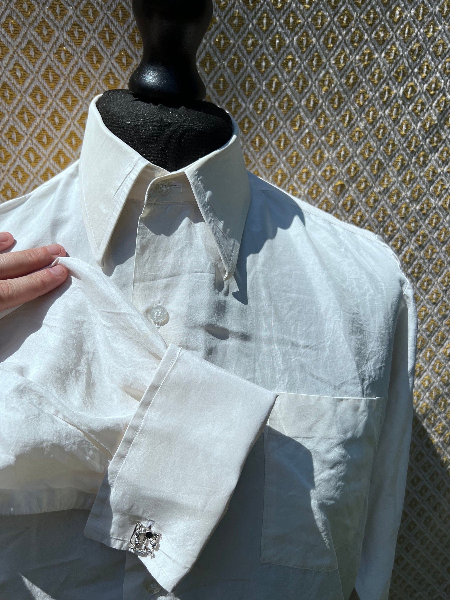 Vintage 1960s Dress Shirt Silk Bespoke Cream Silk Button Down , men’s vintage shirt, vintage shirt, men’s silk shirt, cream silk shirt