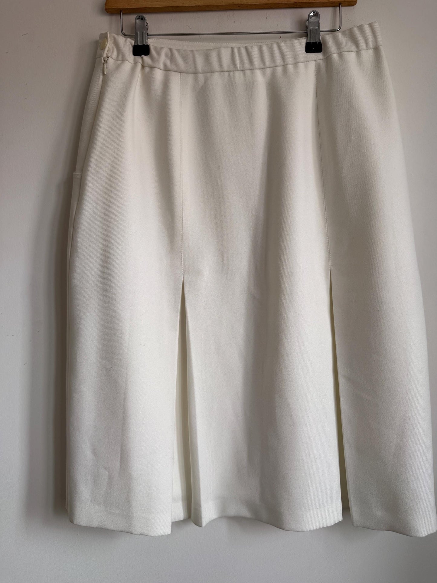 Vintage 1960s Ivory Cream Midi Skirt – Mod Pleated A-Line Skirt – Side Zip – Pocket – 60s 70s Vintage