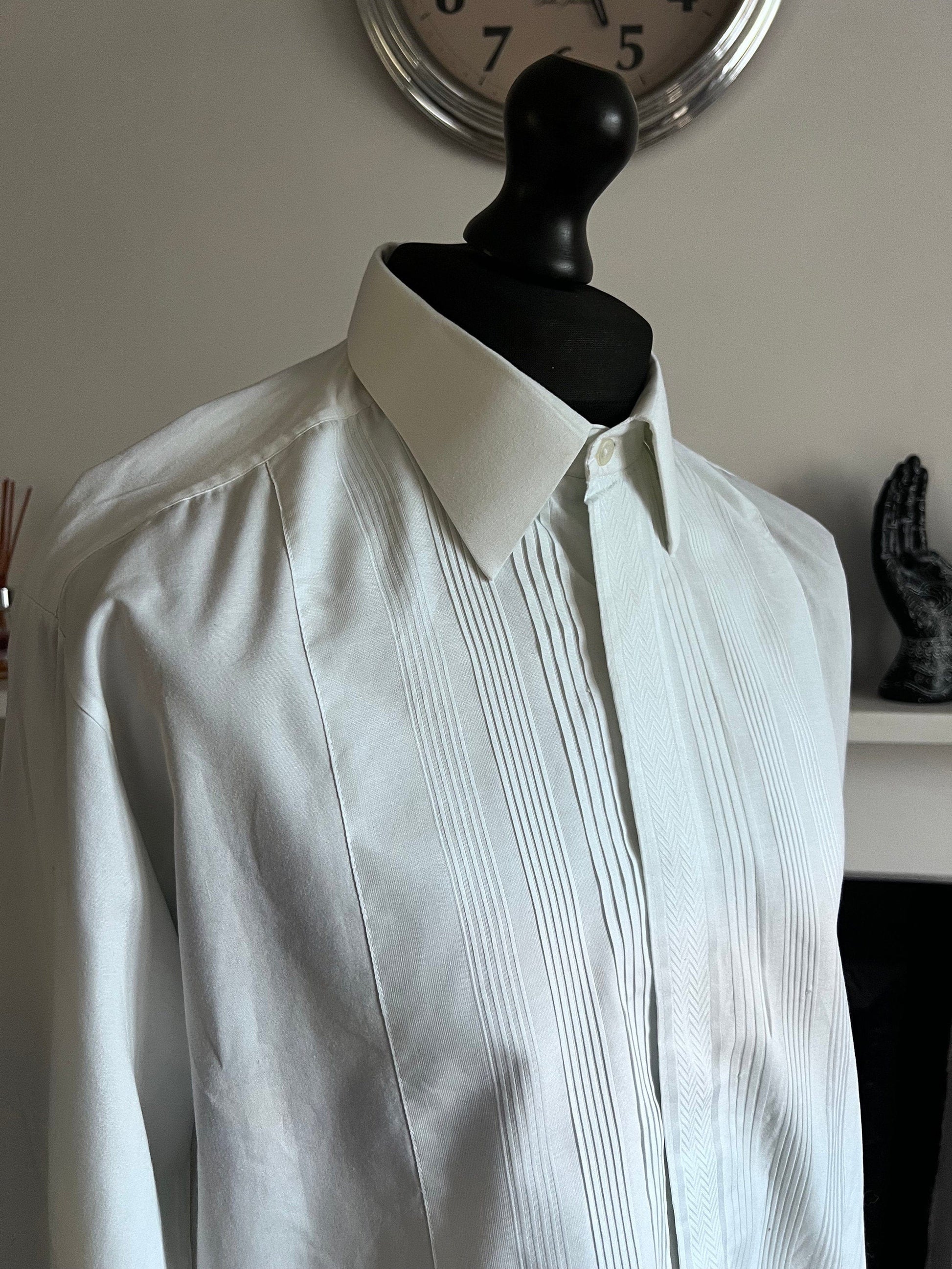 Vintage 1960s White Dress Shirt Bespoke gents Shirt , vintage shirt, vintage shirt, men’s shirt, vintage menswear, vintage men’s clothes