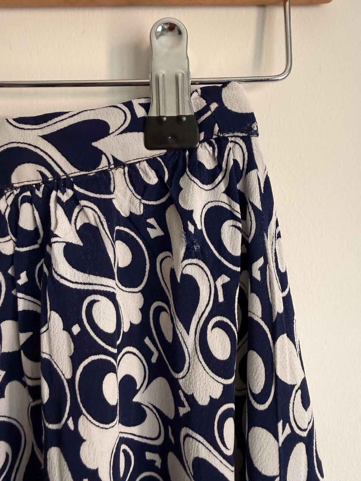 Vintage 1970s Blue & White Patterned Midi Skirt | Retro Graphic Print | High Waist A Line Skirt | Mod Boho | UK 10-12
